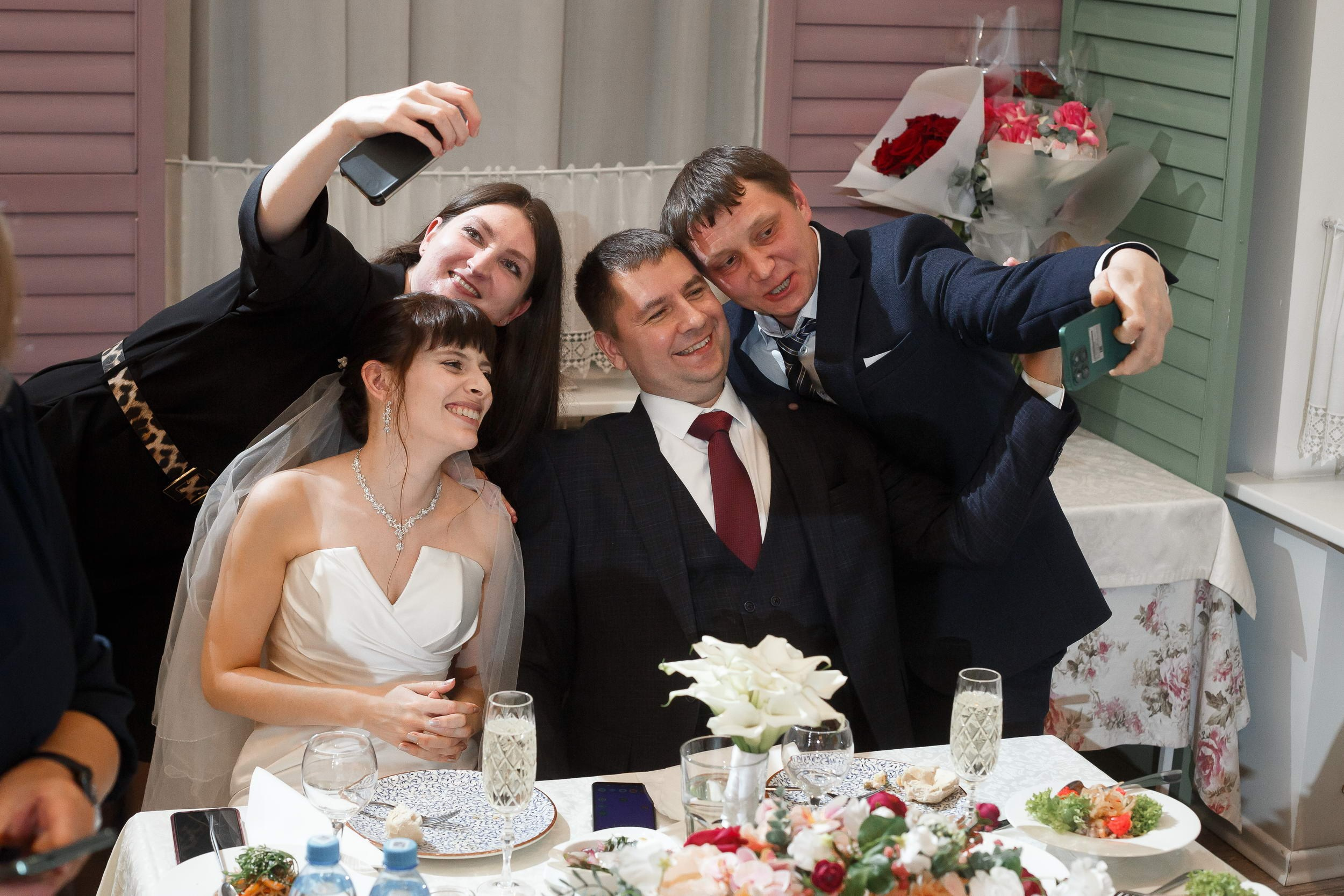 Свадьба в октябре. Свадебный фотограф Игорь Брундасов 8PHOTO на свадьбу венчание загс СПб