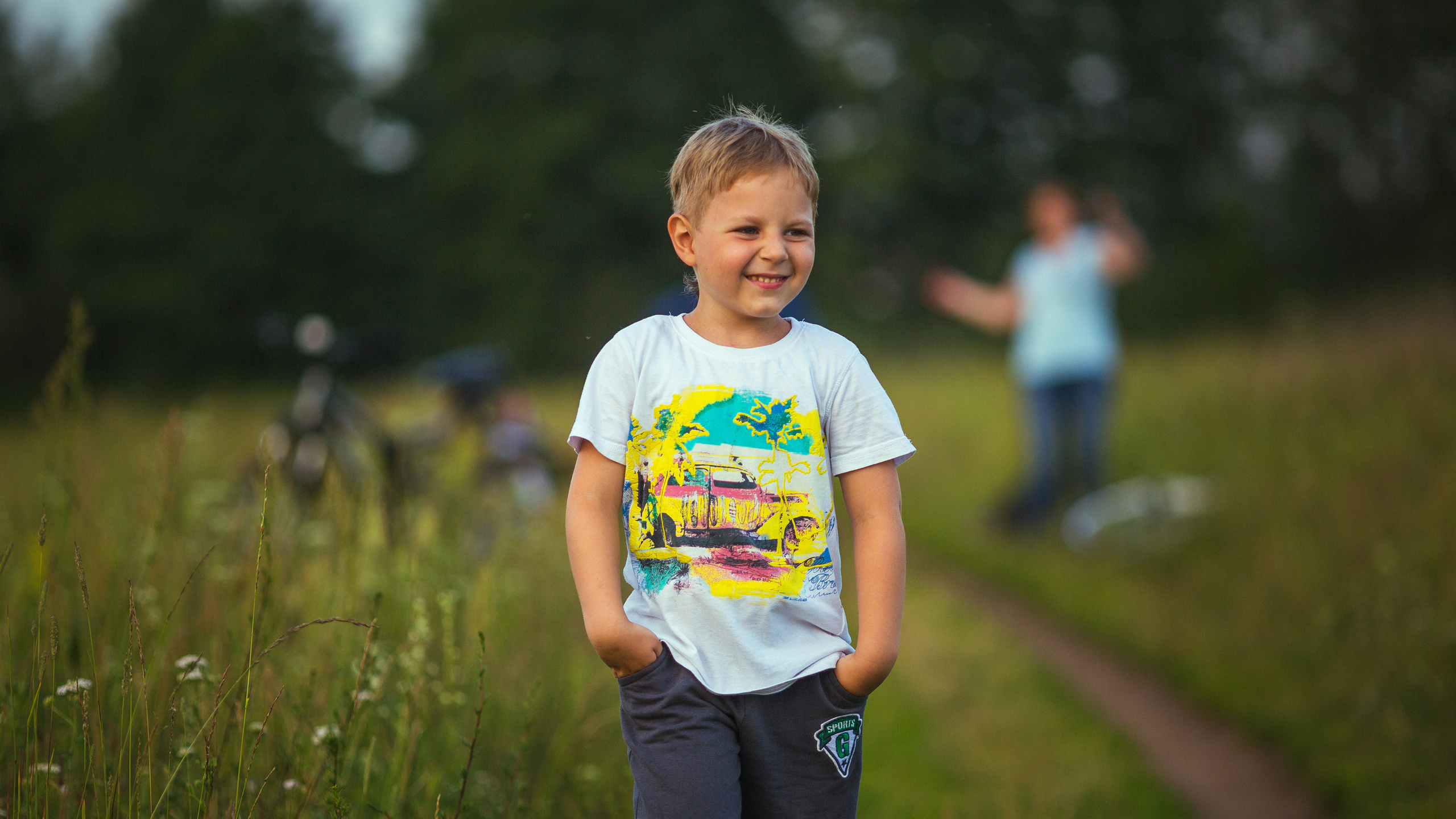 Для соцсетей. Фотограф, оператор Максим Кузнецов