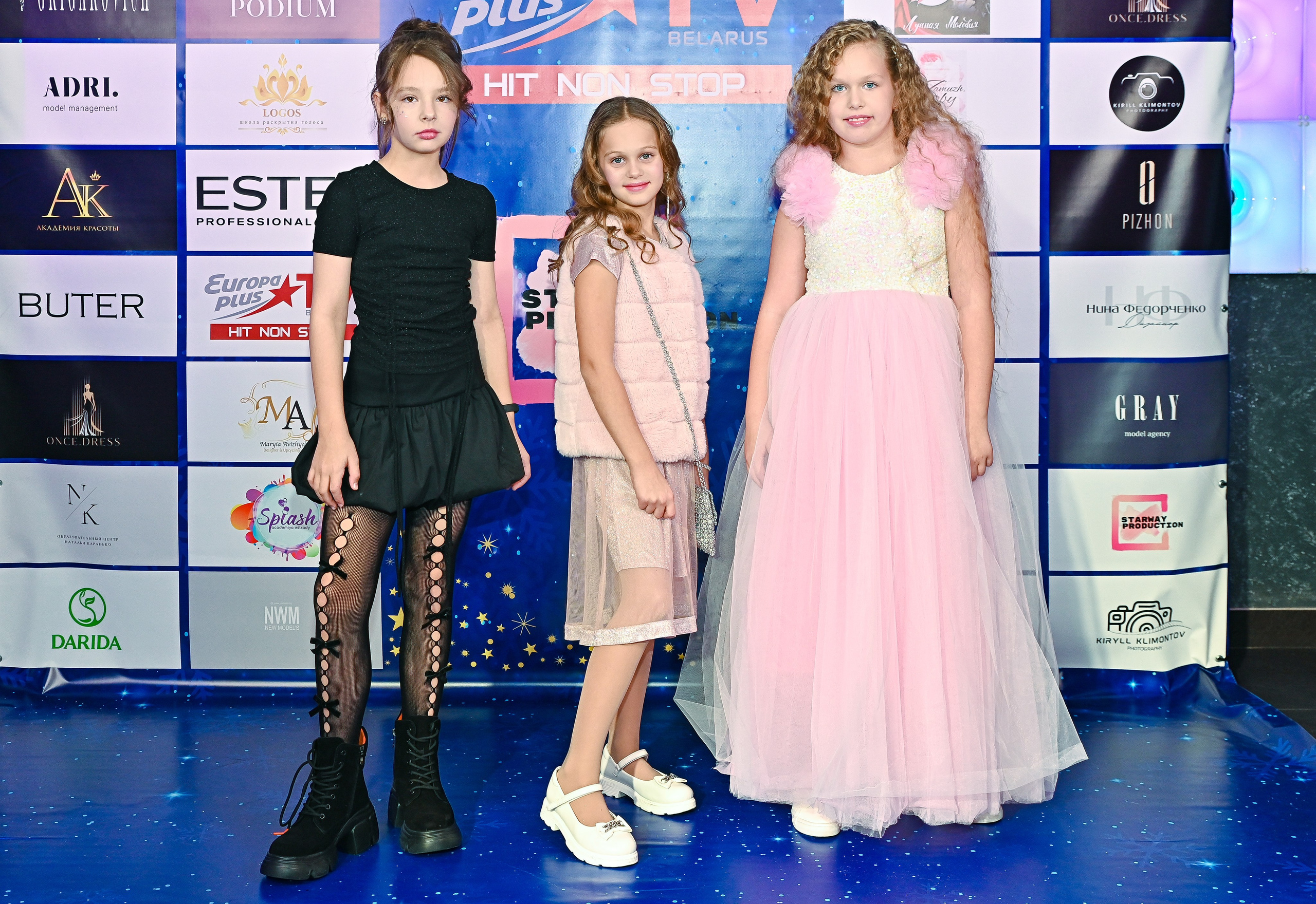 Большая новогодняя тусовка. Фотоуслуги, услуги фотографа, фотографирование важных событий