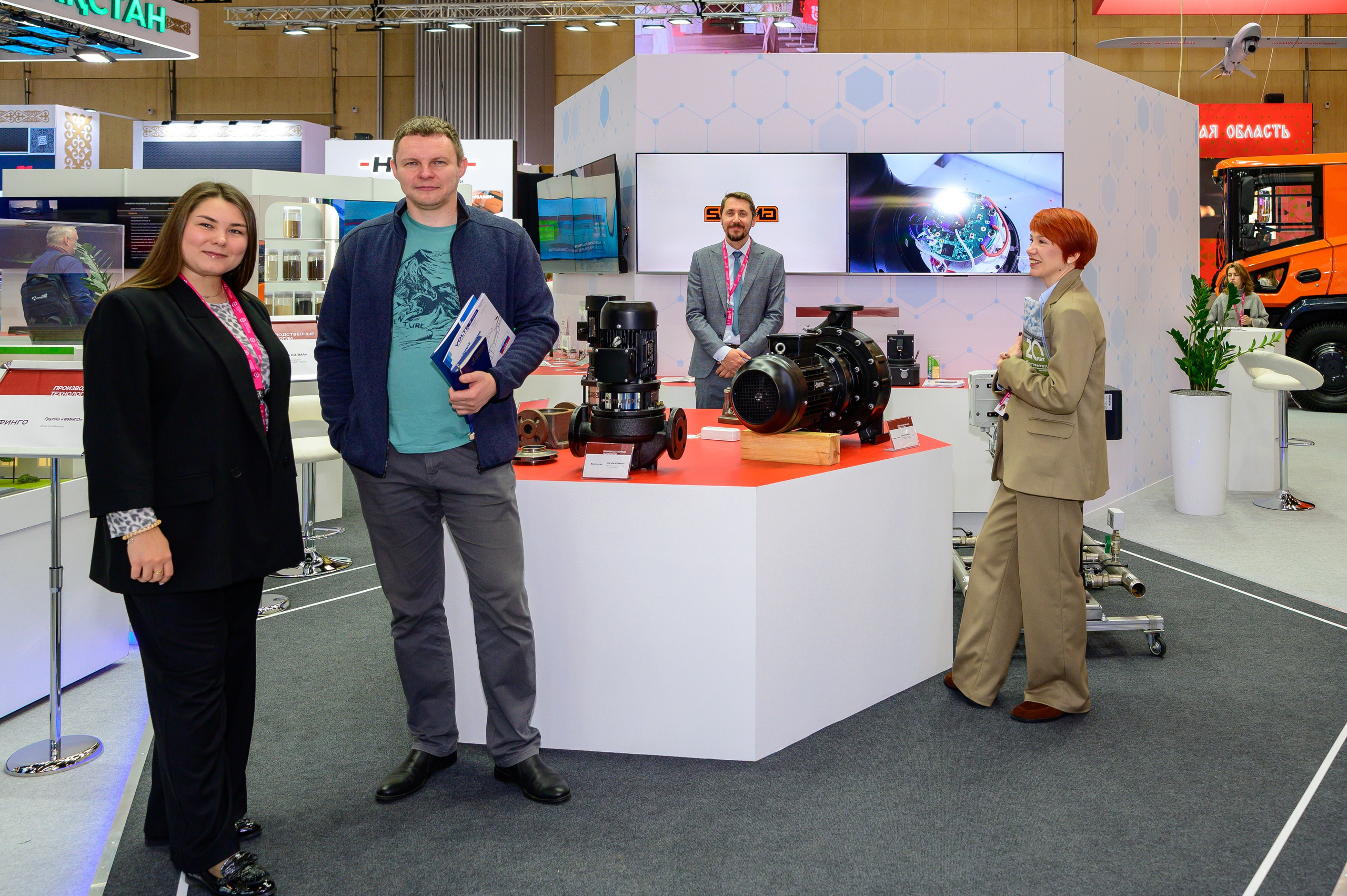BigindustrialweekBelarus. Фотоуслуги, услуги фотографа, фотографирование важных событий