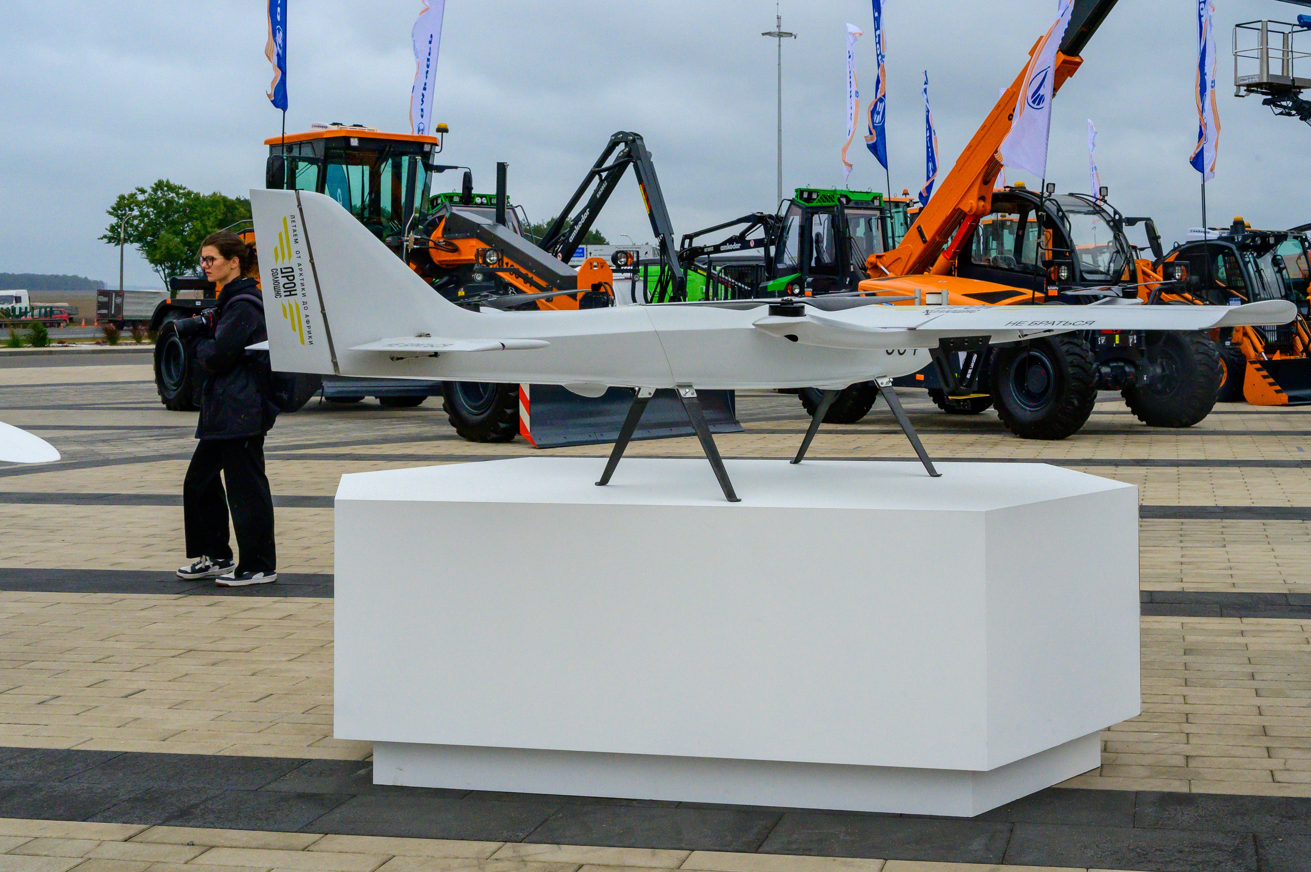 BigindustrialweekBelarus. Фотоуслуги, услуги фотографа, фотографирование важных событий