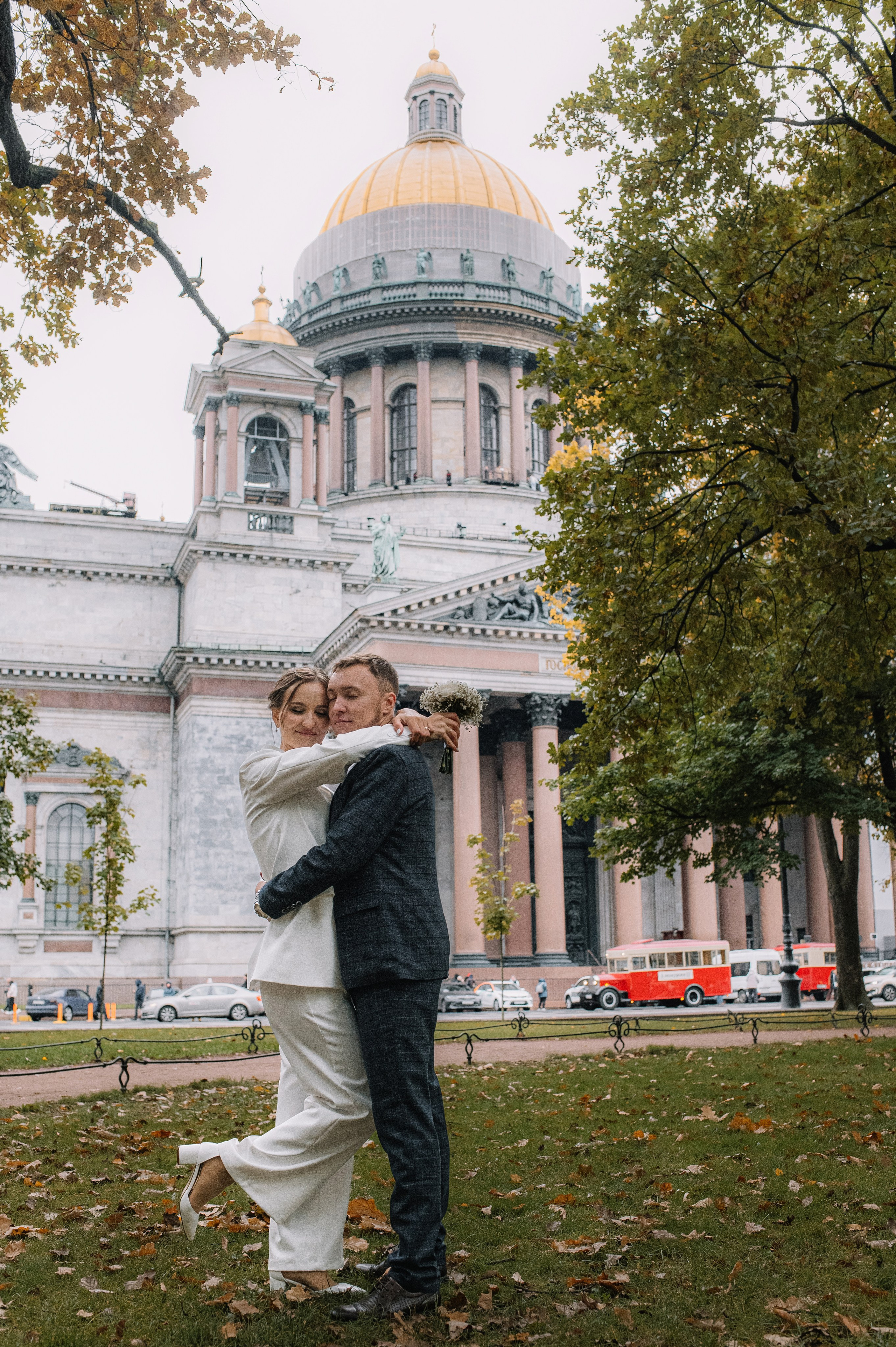 Свадебная прогулка Александра и Анастасии. Семейный и свадебный фотограф в Санкт-Петербурге Юлия Мельникова