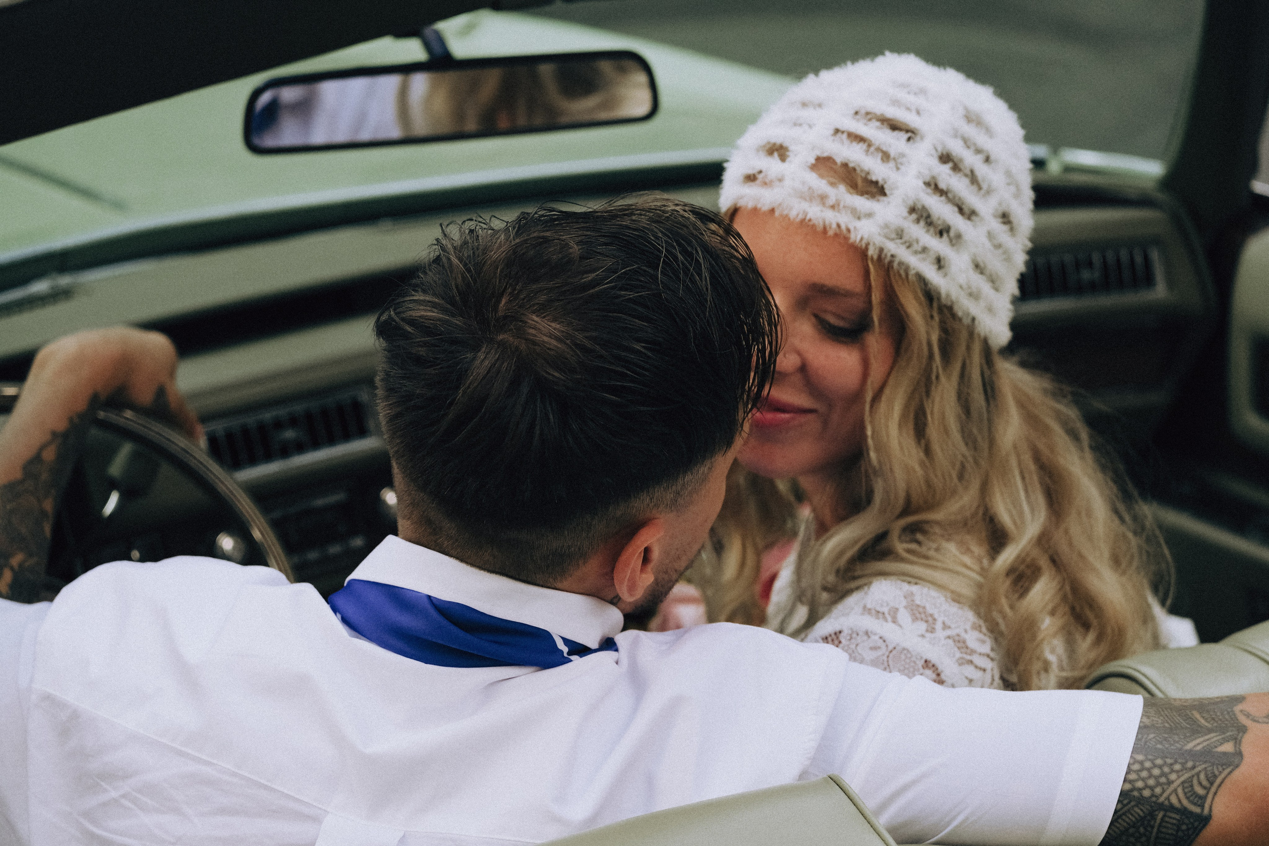 СВАДЕБНАЯ СЬЕМКА С КАБРИОЛЕТОМ В САНТК-ПЕТЕРБУРГЕ НА ПЕТРОГРАДКЕ В ОТЕЛЕ ПАНОРАМИКА. Профессиональный фотограф, Санкт-Петербург — Виктория Богомолова