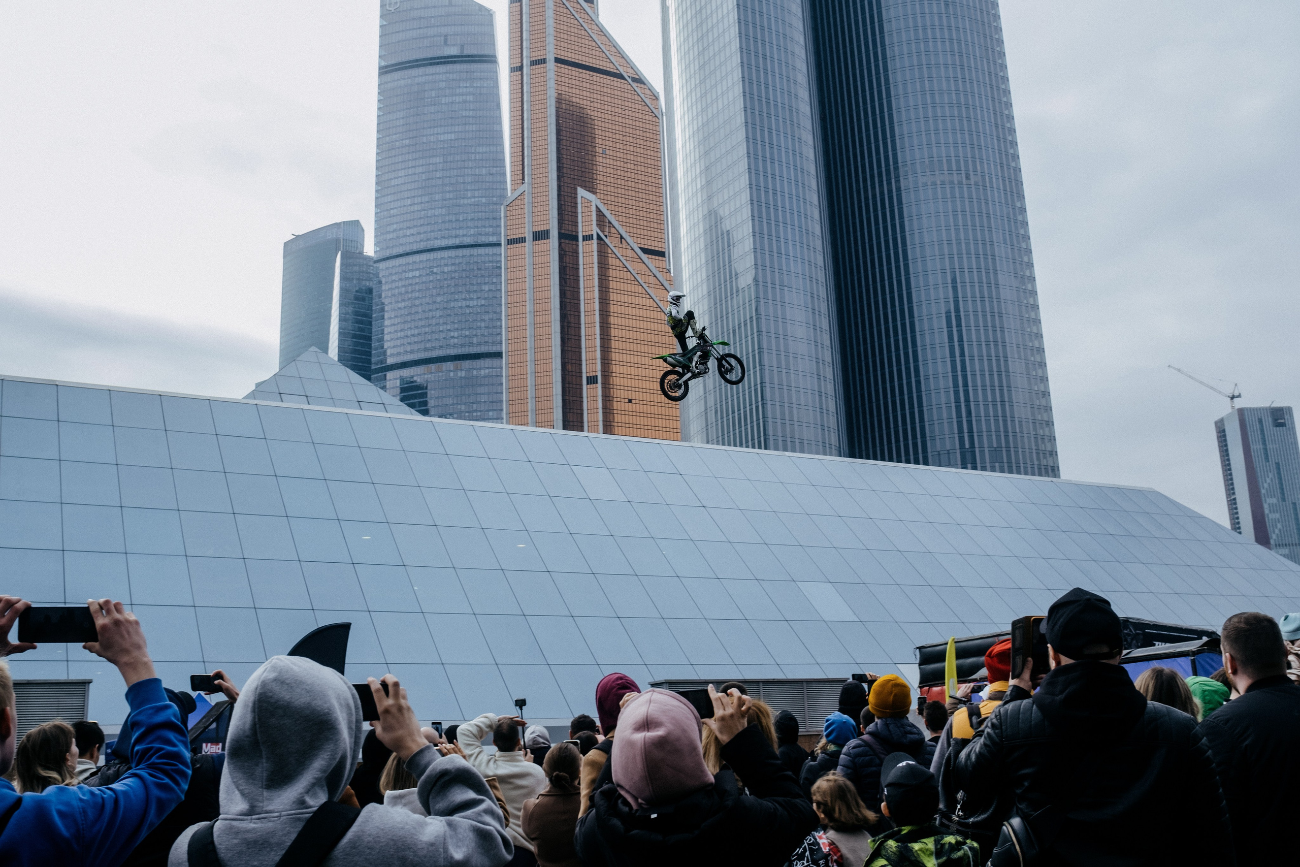 INVOKE DIRT CONTEST. Репортажный и портретный фотограф в Москве Илья Спиридонов