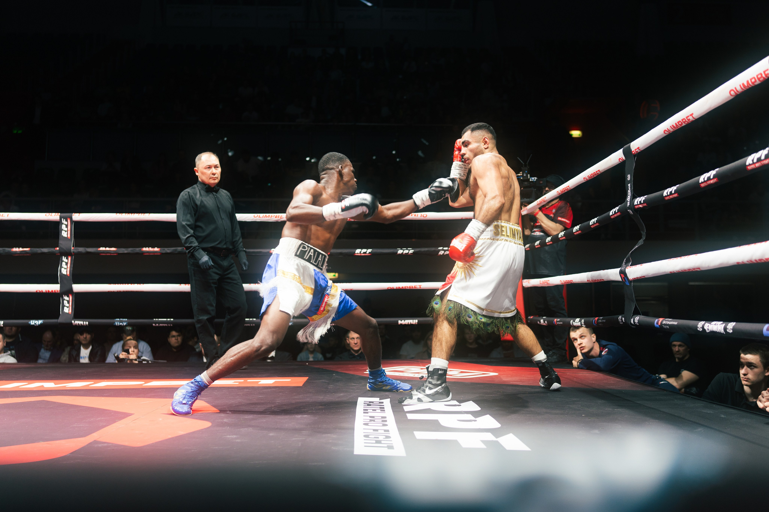 Бокс. Фотограф в СПБ Алмаз Камаев