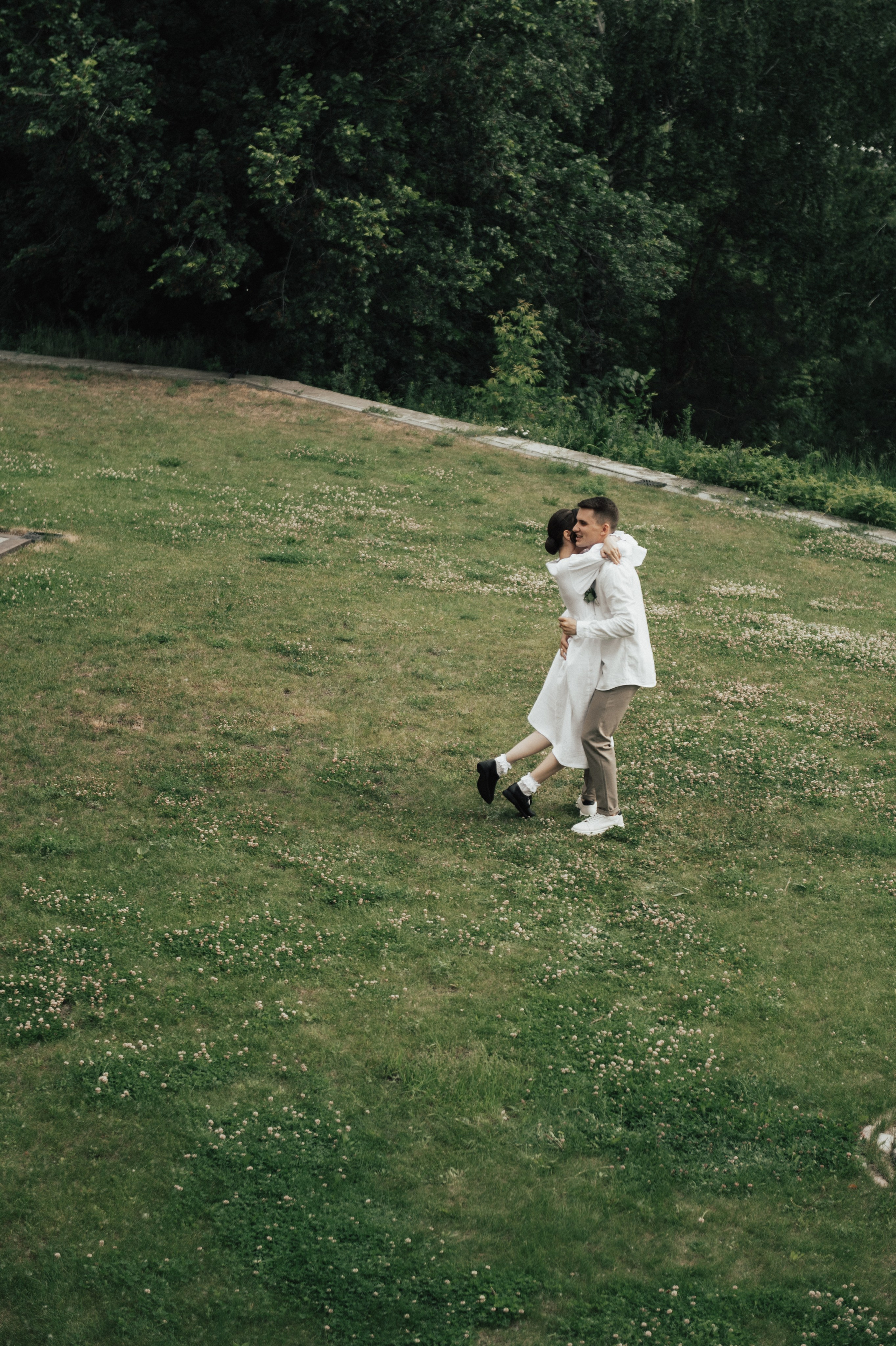 Свадебные фотографии. Фотограф в Барнауле Дарья Бутурлакина. Люби.Цени.Касайся