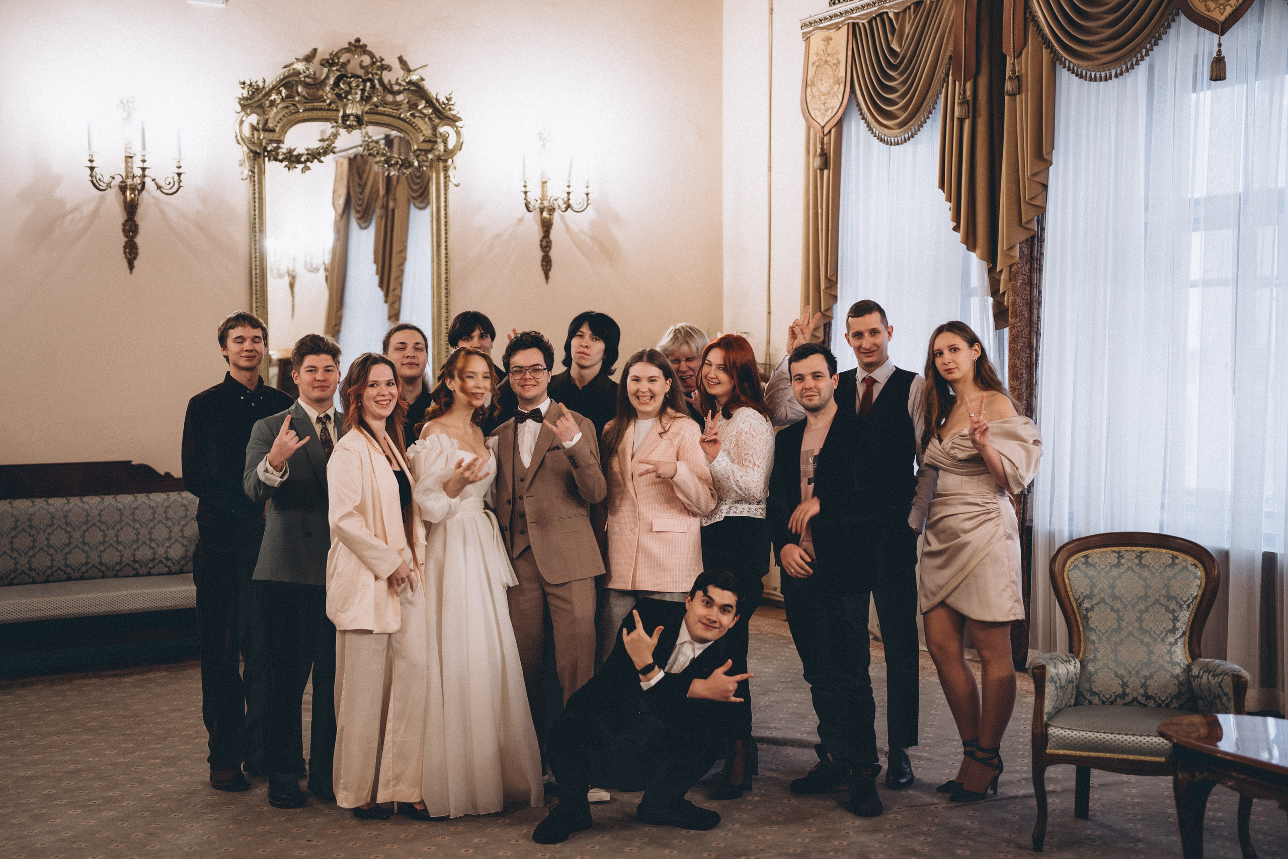 СВАДЕБНАЯ СЬЕМКА ВО ВТОРОМ ДВОРЦЕ С ГОСТЯМИ И ПРОГУЛКА В ТАВРИЧЕСКОМ САДУ. Профессиональный фотограф, Санкт-Петербург — Виктория Богомолова