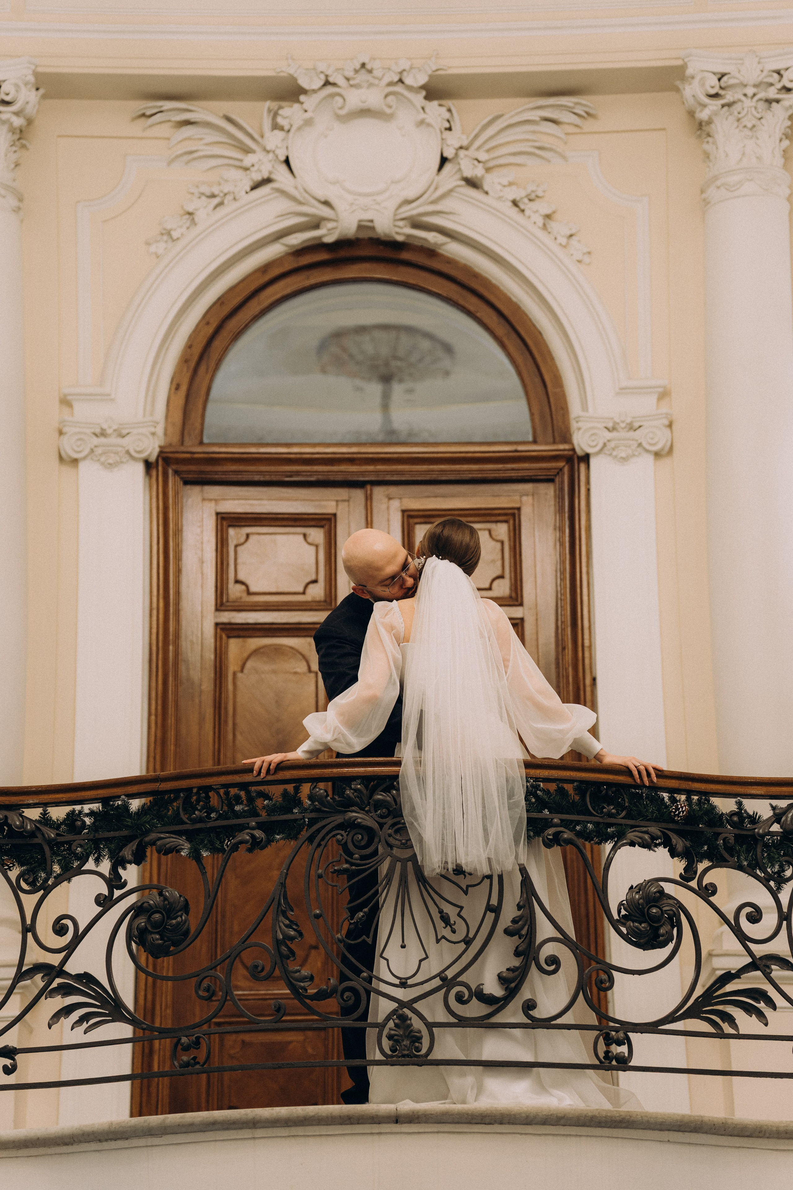 СВАДЕБНАЯ СЬЕМКА ВО ВТОРОМ ДВОРЦЕ (ДЕКАБРЬ) ТАКЖЕ СЬЕМКА В СТУДИИ НА ЧЕРНЫШЕВСКОЙ. Профессиональный фотограф, Санкт-Петербург — Виктория Богомолова