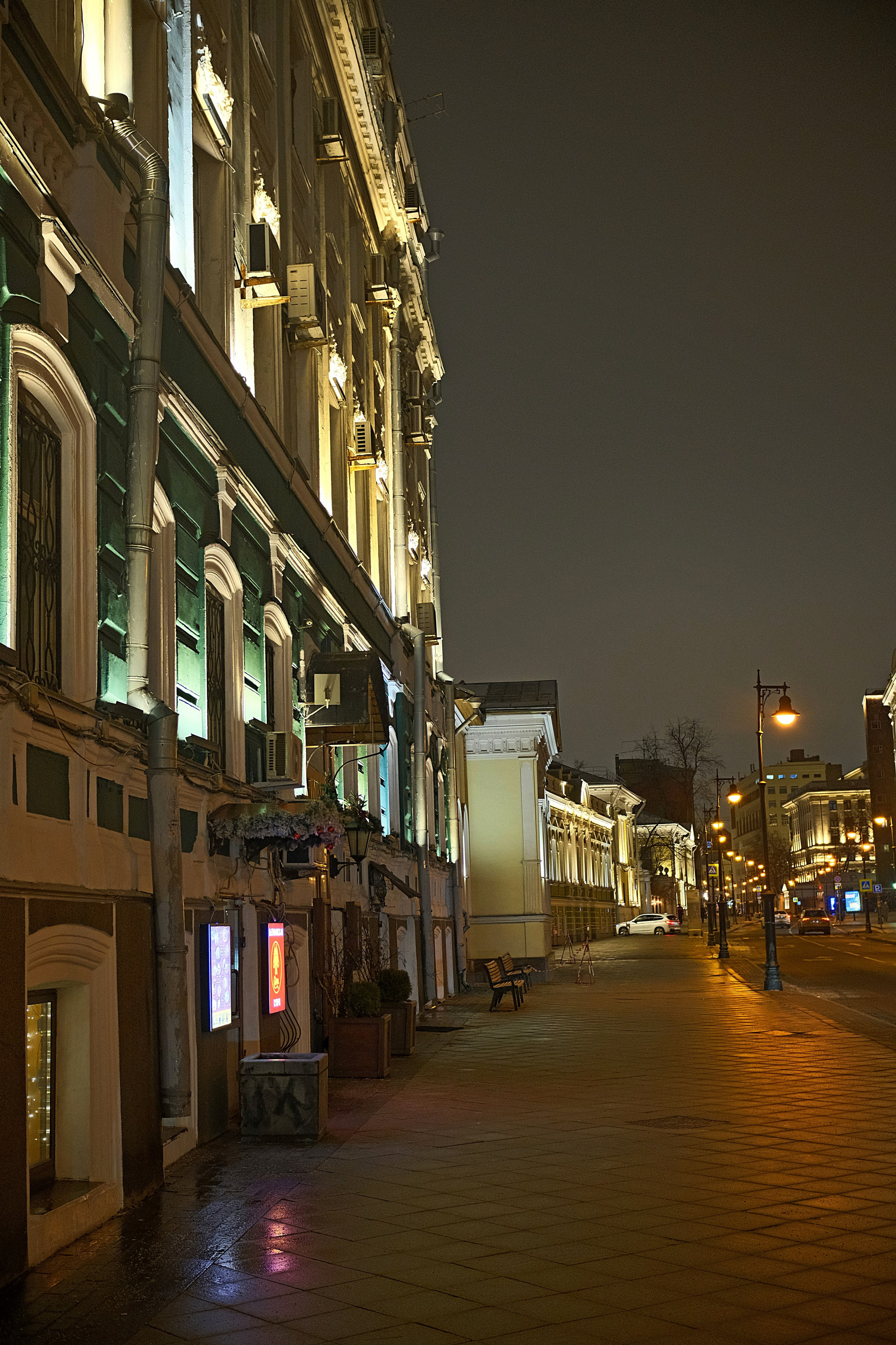 Улица, люди, жизнь…