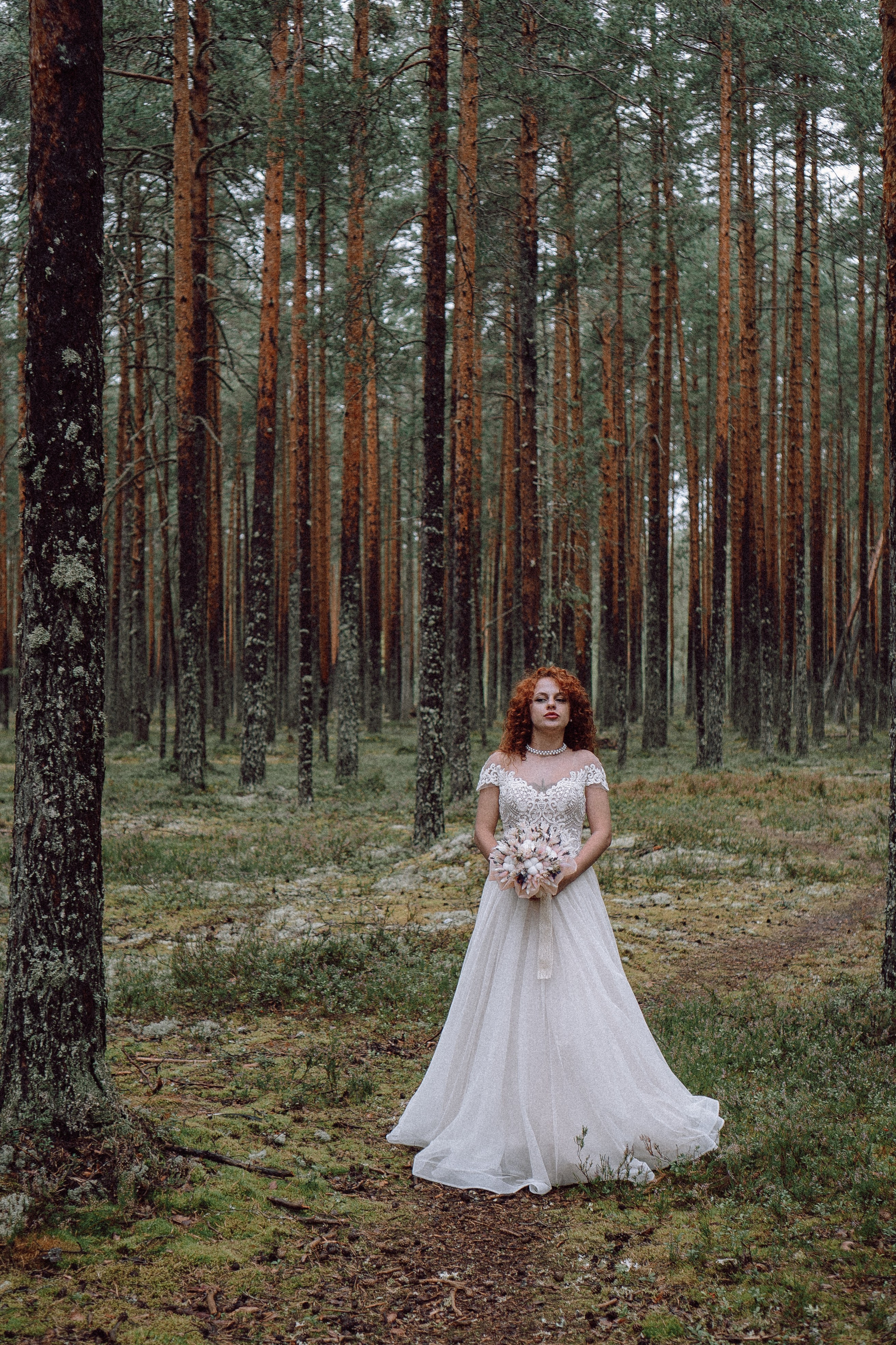 СВАДЕБНАЯ ФОТОСЕССИИЯ ПАРЫ В ГОРОДЕ ПРИОЗЕРСК В СОСНОВОМ ЛЕСУ И С ПИКАПОМ. Профессиональный фотограф, Санкт-Петербург — Виктория Богомолова