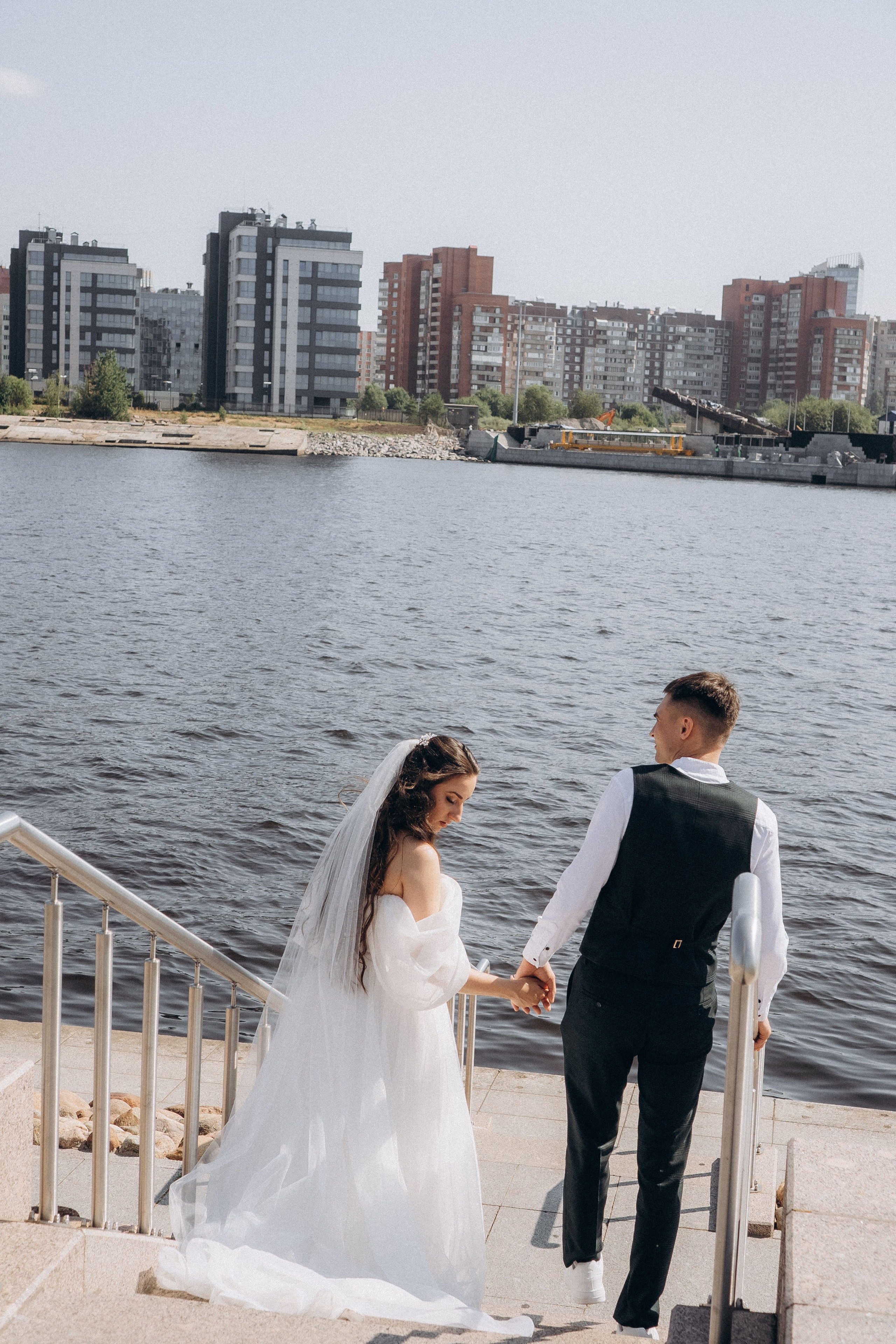 СВАДЕБНАЯ СЬЕМК В ПАРКЕ 300-ЛЕТИЯ. Профессиональный фотограф, Санкт-Петербург — Виктория Богомолова