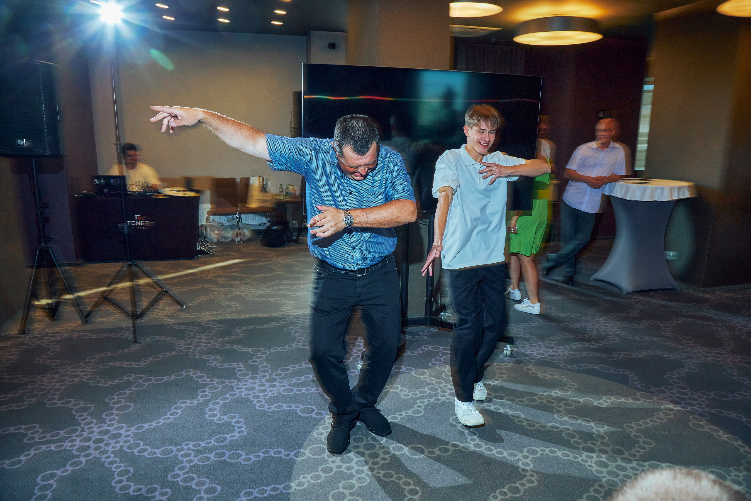 Выпускные 9-й и 11-й класс. Фотограф в Екатеринбурге Булат Хамитов