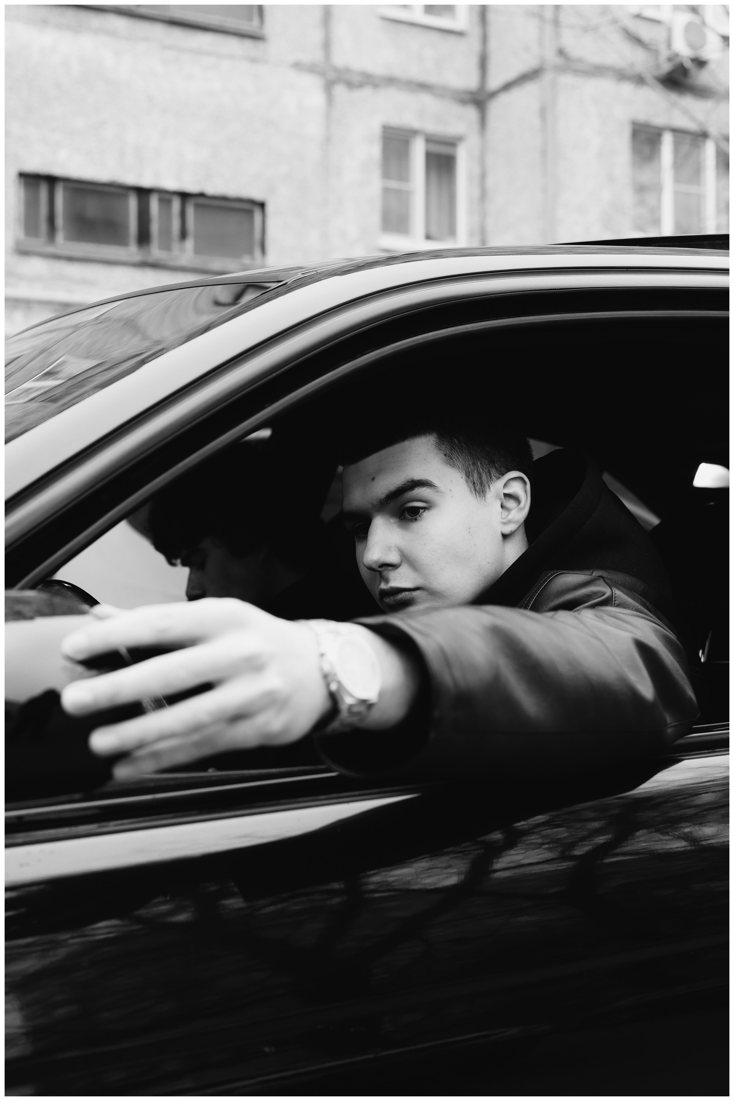 Богдан и Михаил. Портретный фотограф в Орле. Готовые фото за 3 дня! Помощь в позировании. Советы по организации