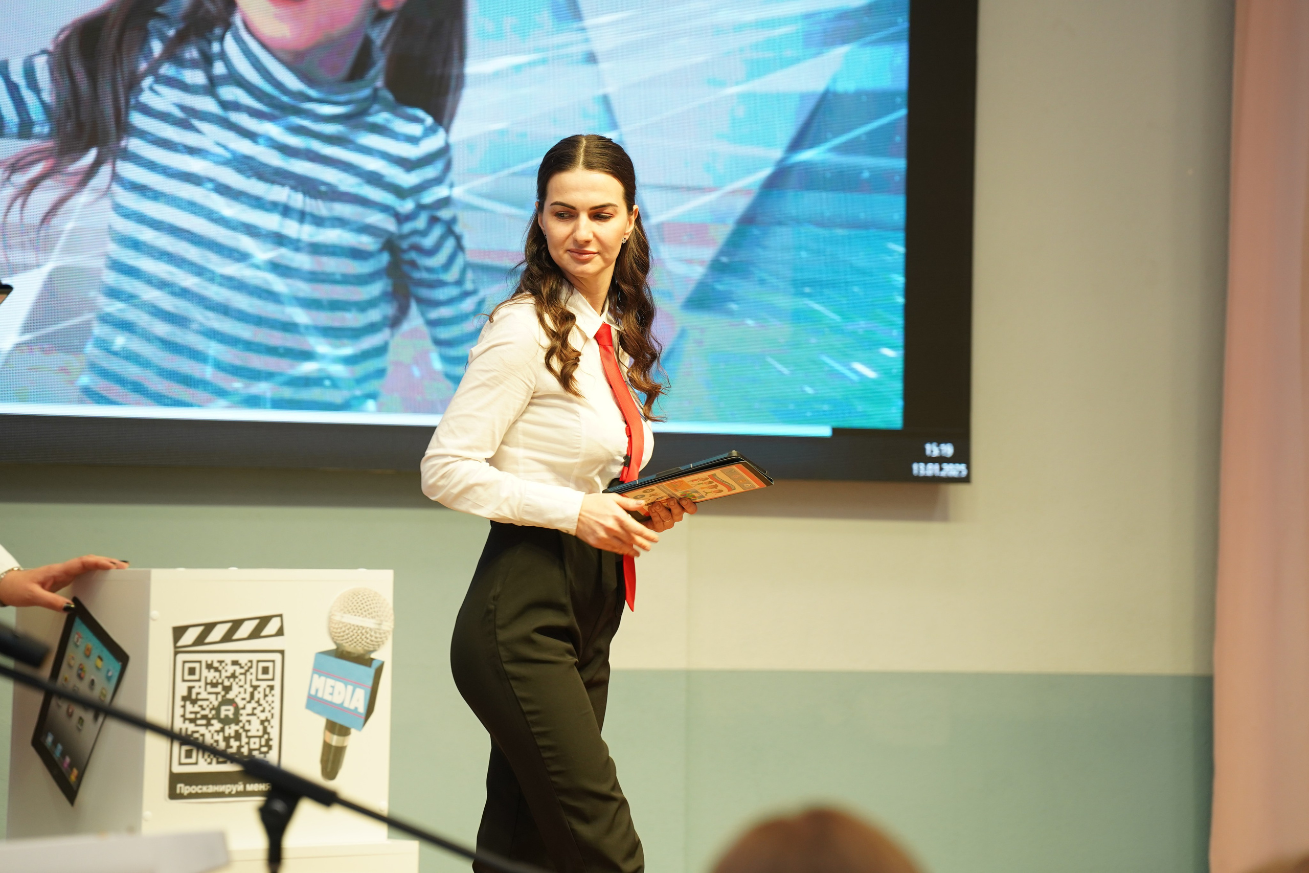 49 сад. MEMENTO.Выпускные альбомы, школьные, юбилейные и другие книги. Ростов-на-Дону