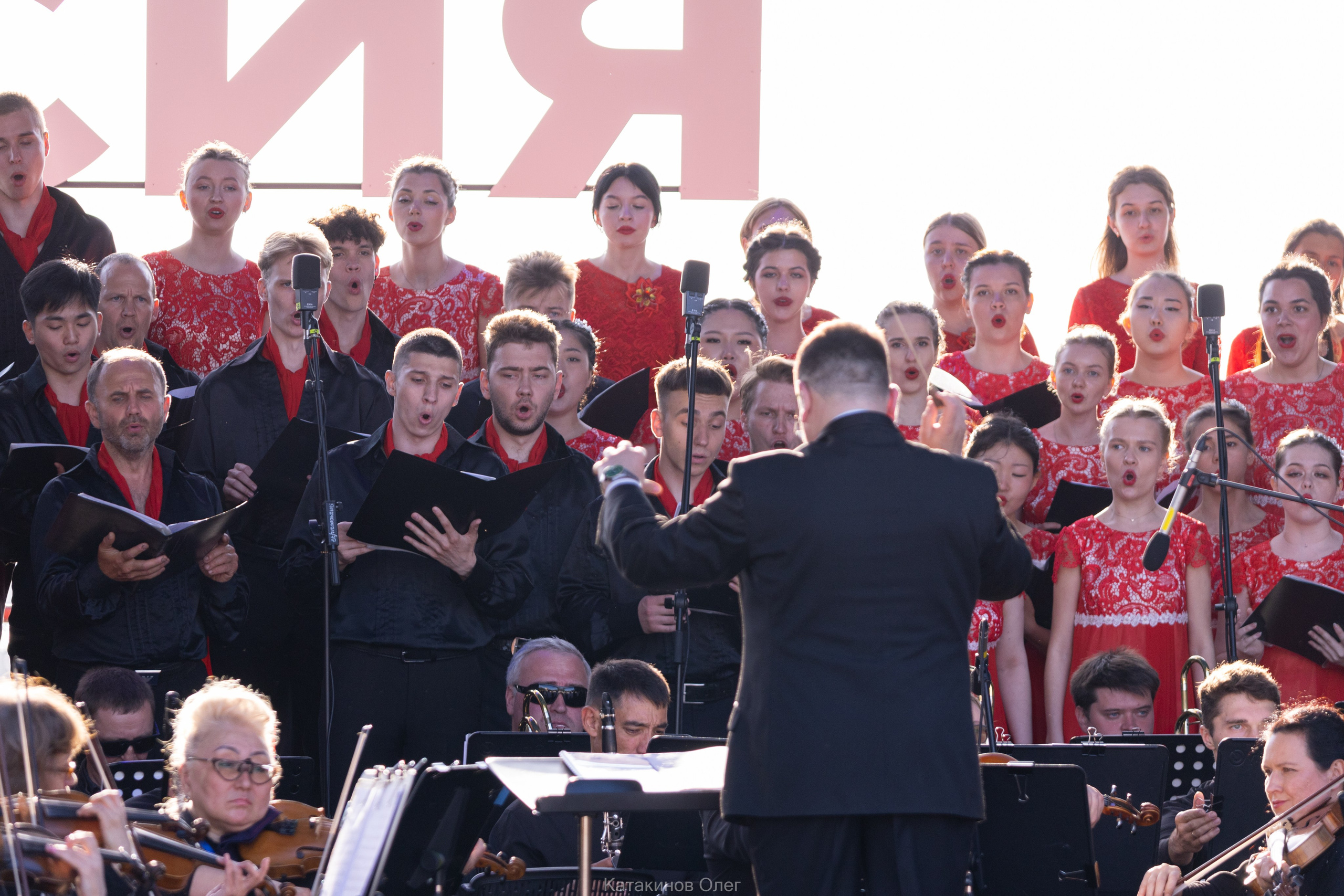 Всероссийский марафон классической музыки «Кантата. Россия» 2025 г. Олег Катакинов| Репортажный фотограф в городе у моря (Владивосток)