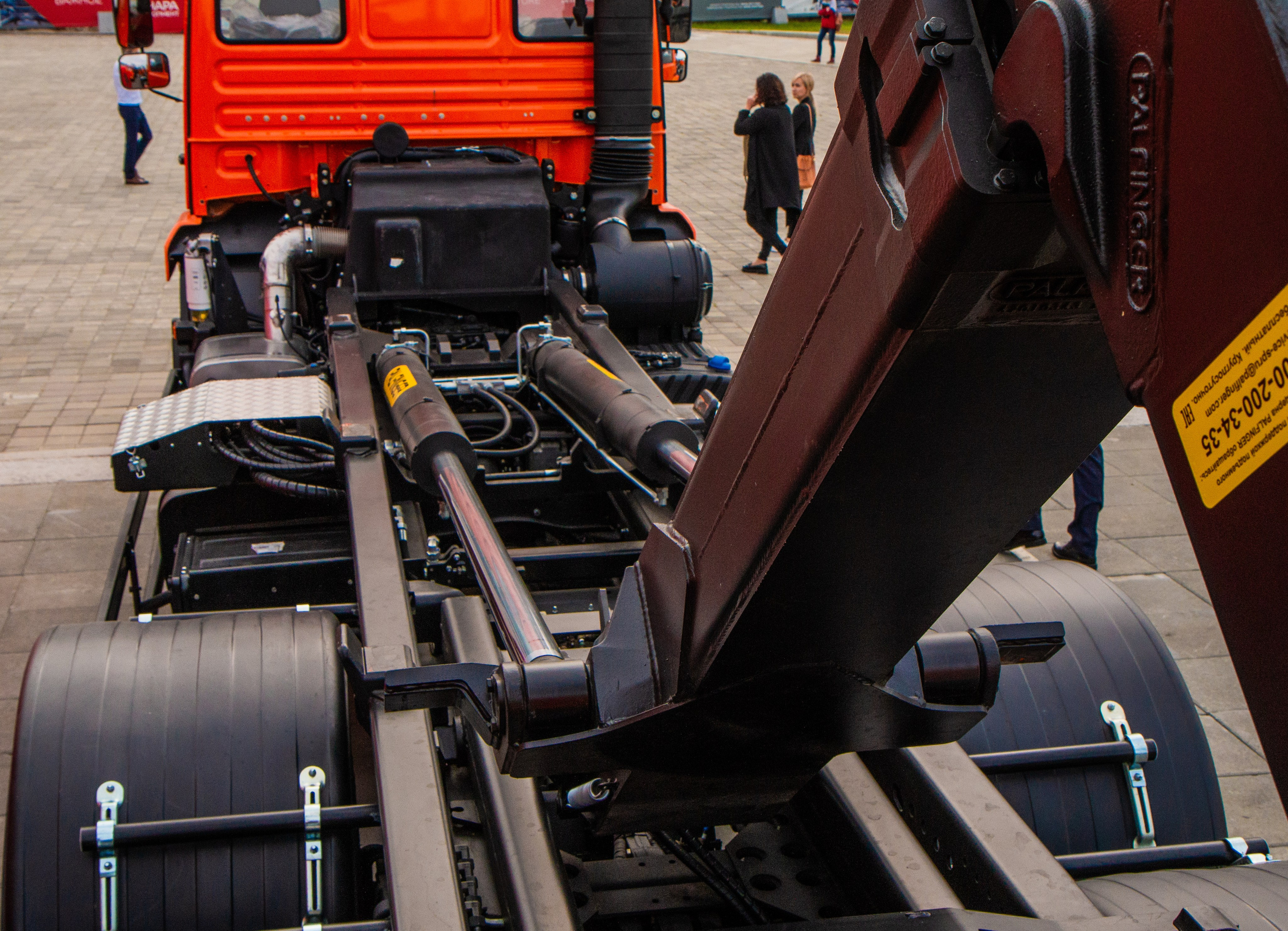 Трейд Актив Ресурс — ломовозы. Предметный и репортажный фотограф Алексей Кротов