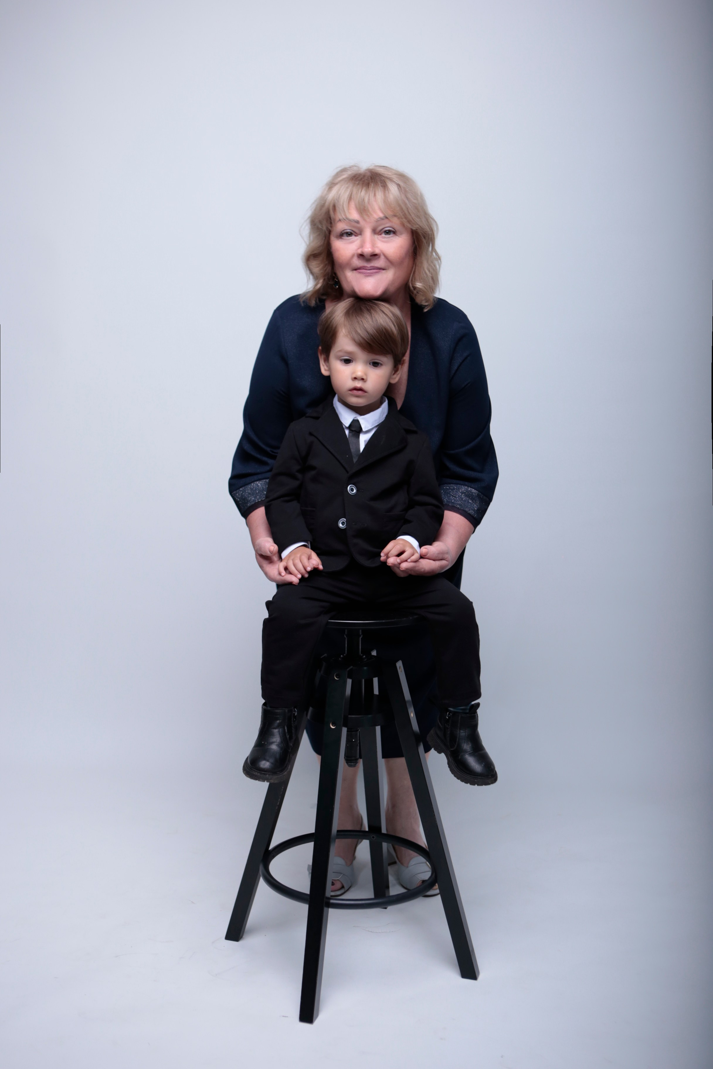 Лёва с бабушкой и дедушкой. Фотограф Лесозаводск/Хабаровск