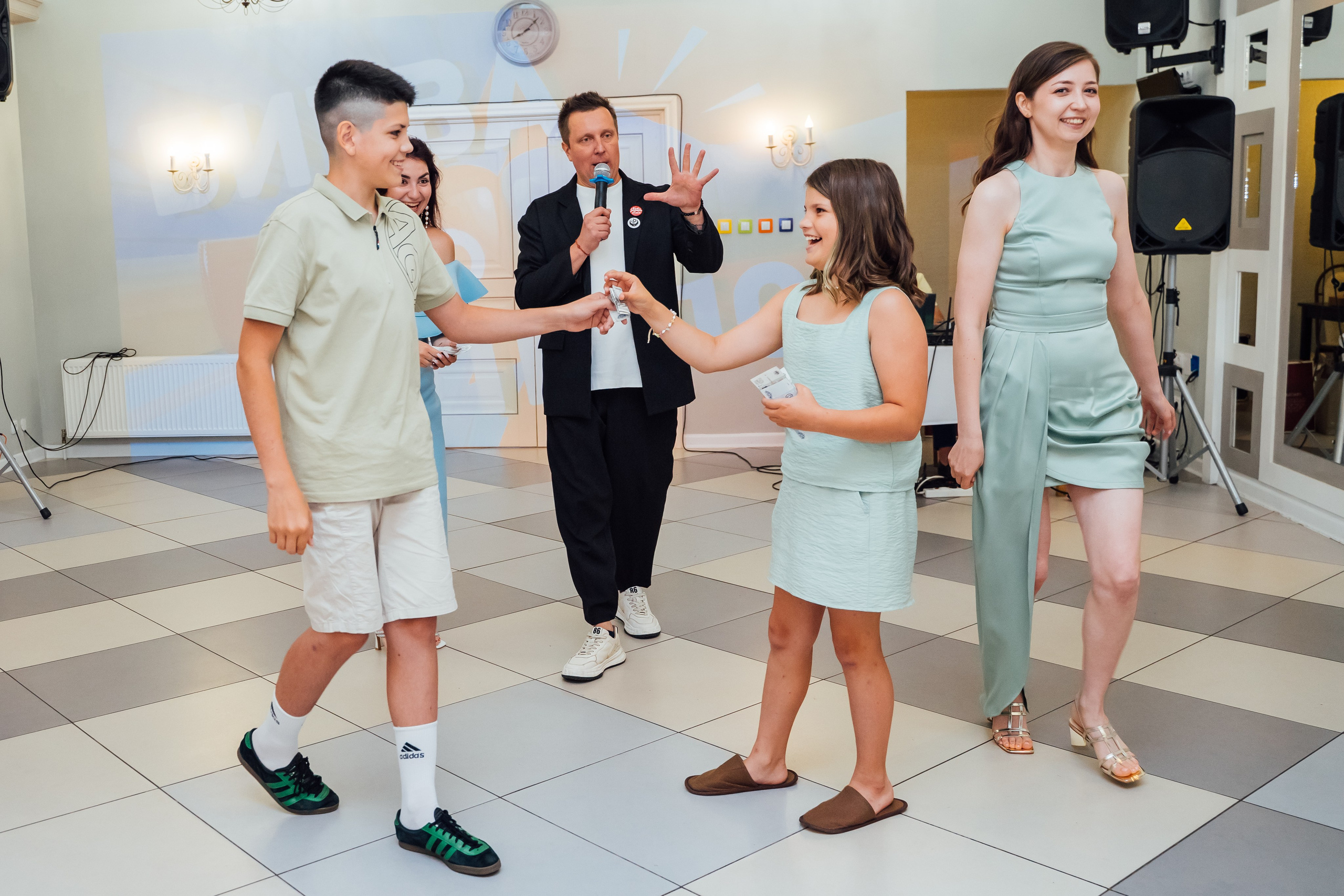 Дмитрий и Елизавета — свадебный день 25.07.2025. Свадебный фотограф в Коломне, Воскресенске, Егорьевске Владимир Петров