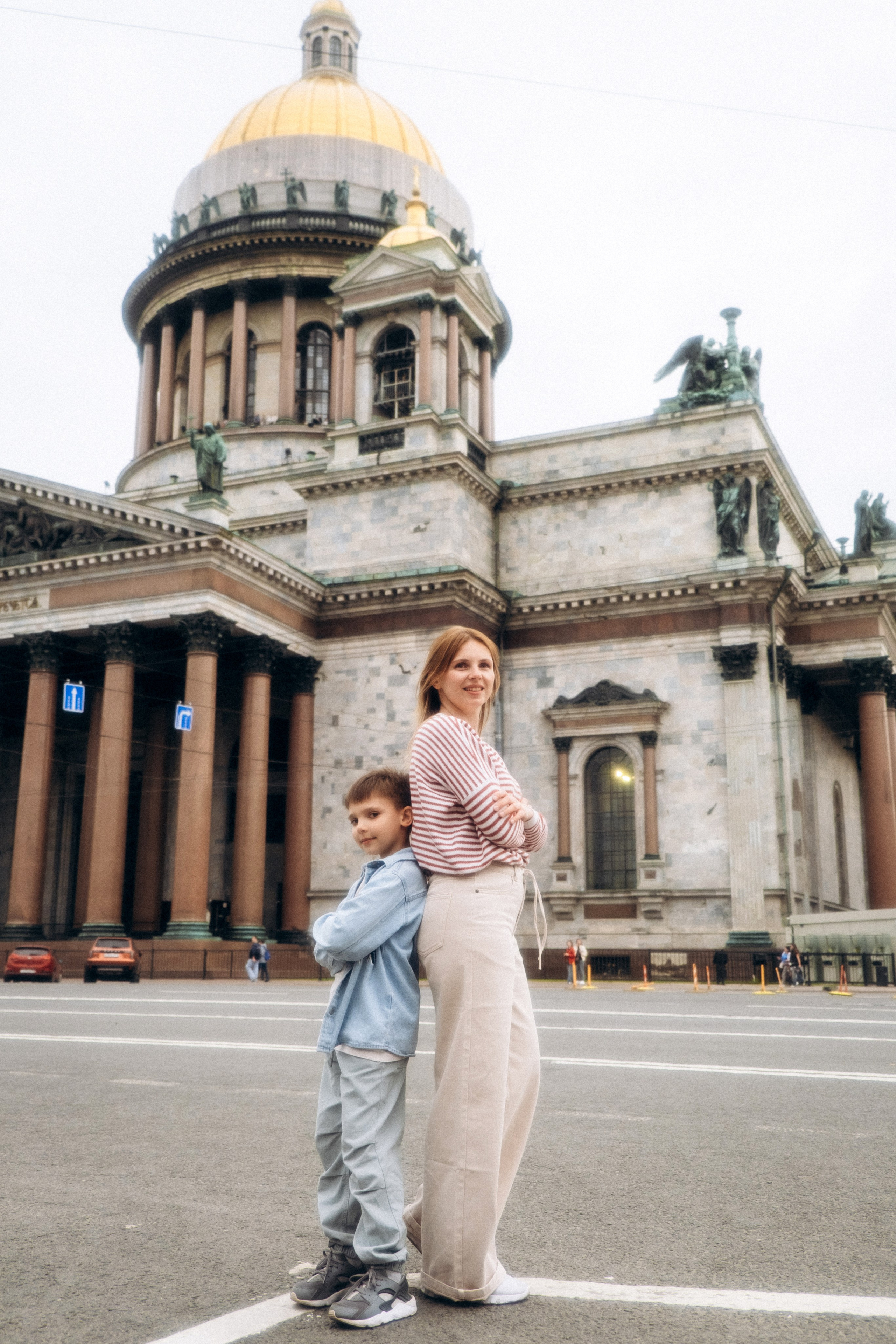 Семейная прогулочная фотосессия в Спб. Фотограф в Санкт-Петербурге Кристина Брянская