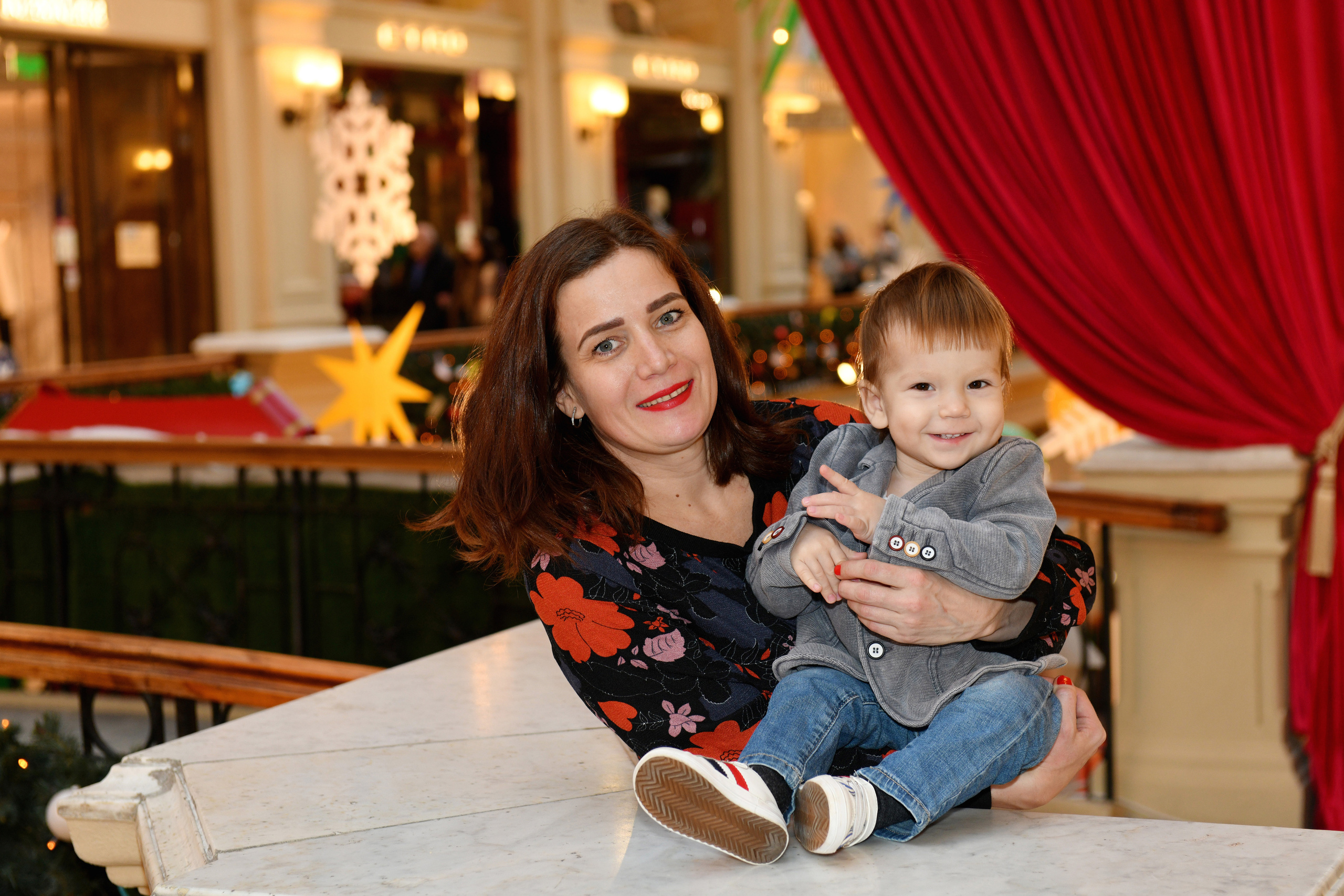 Съемка Ольги и Моти в Гуме. Свадебный и портретный фотограф в Москве Галина Борисова