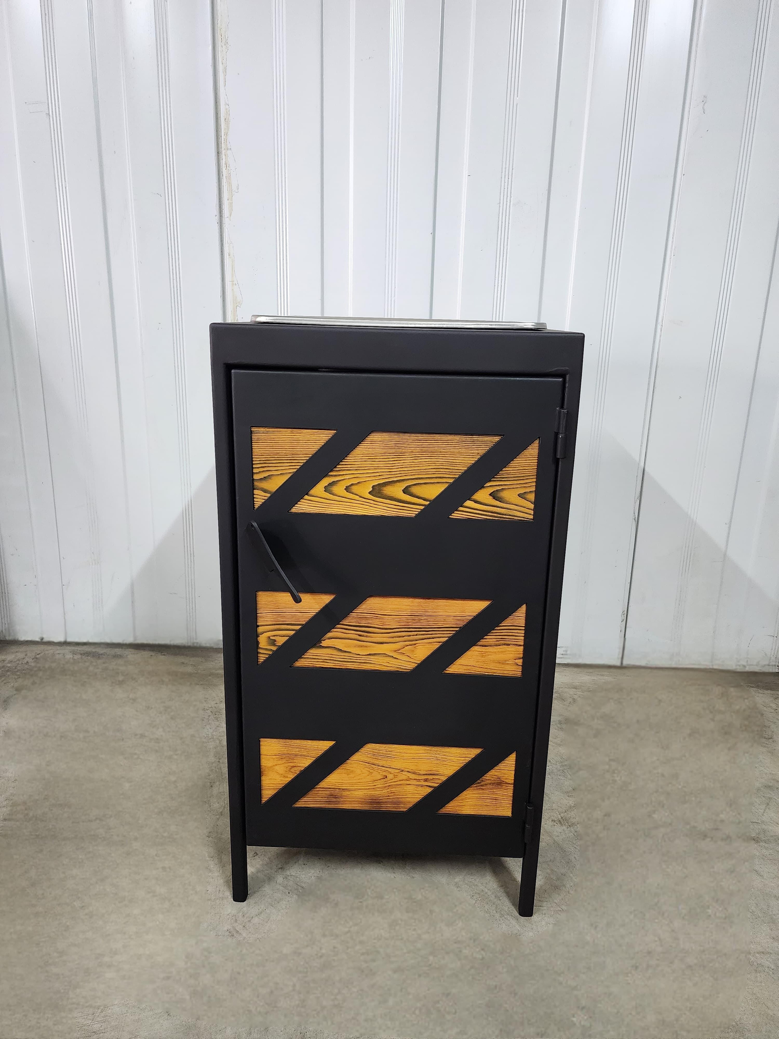 Тумбочки приставные. Купить / заказать мангал для дома в Краснодаре от производителя «Мангал Мастер»