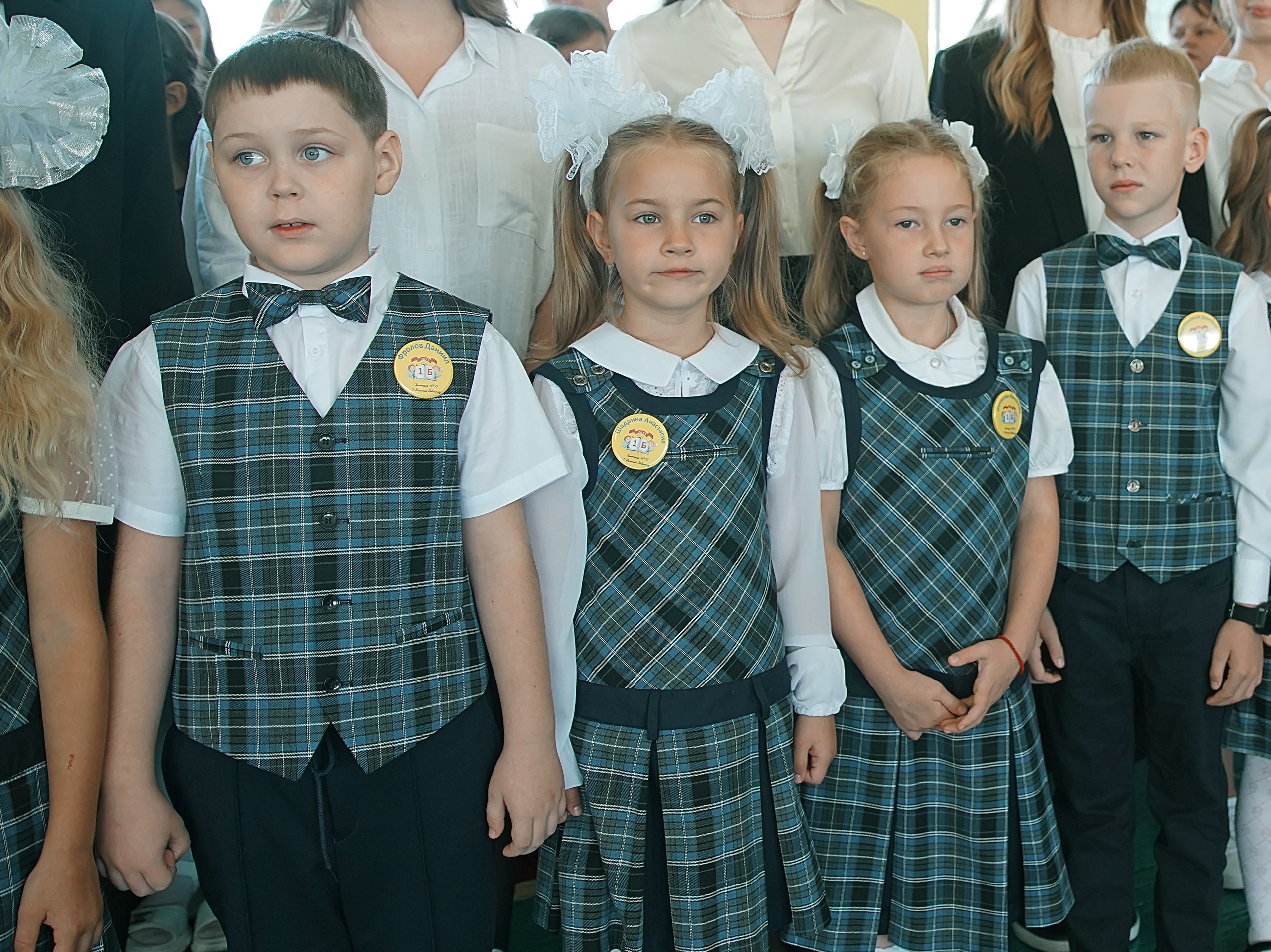 Первый класс линейка, в классе, портреты. Семейный и детский фотограф в Нижнем Новгороде
