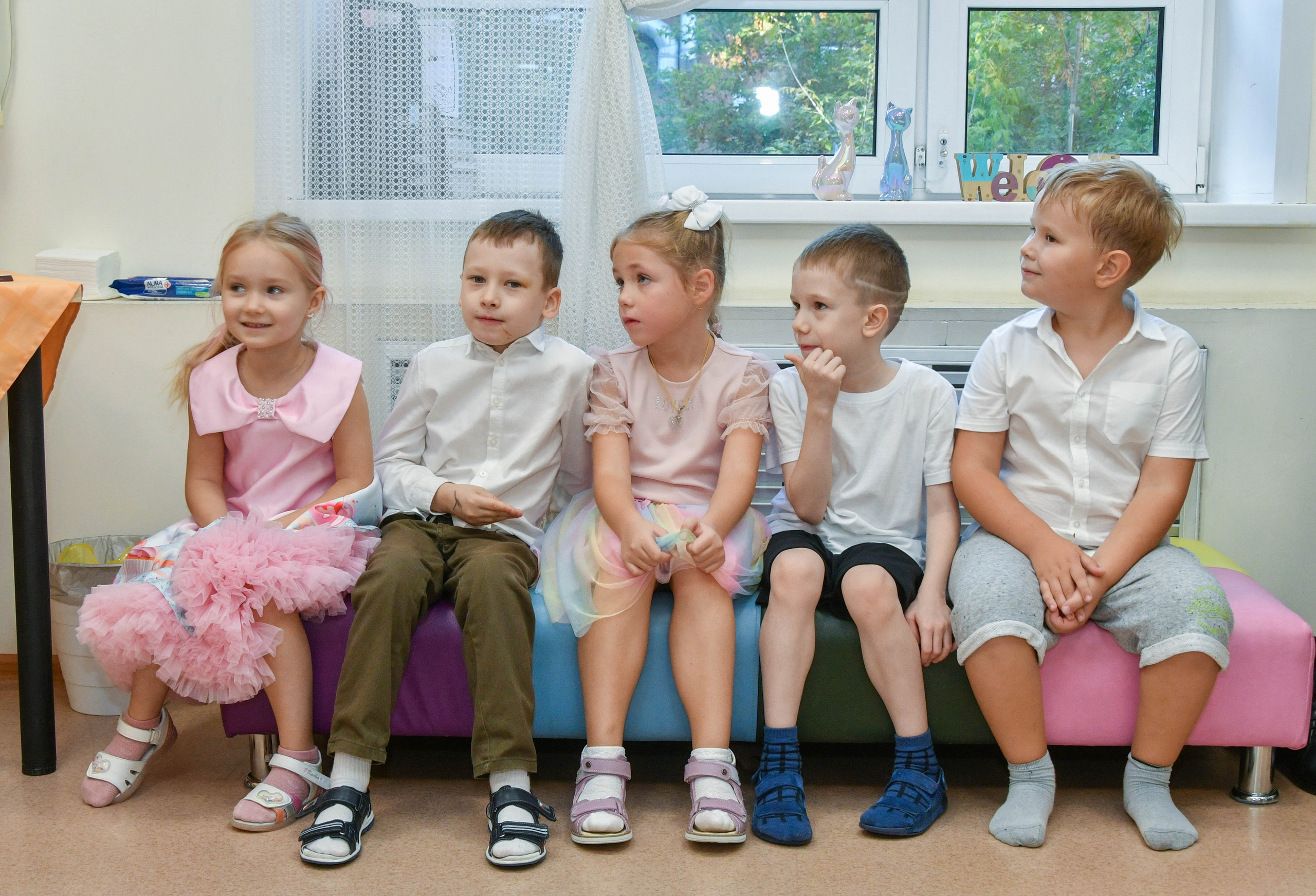 2023 г. День дошкольного работника и прогулка. Репортажный и детский фотограф в Новосибирске