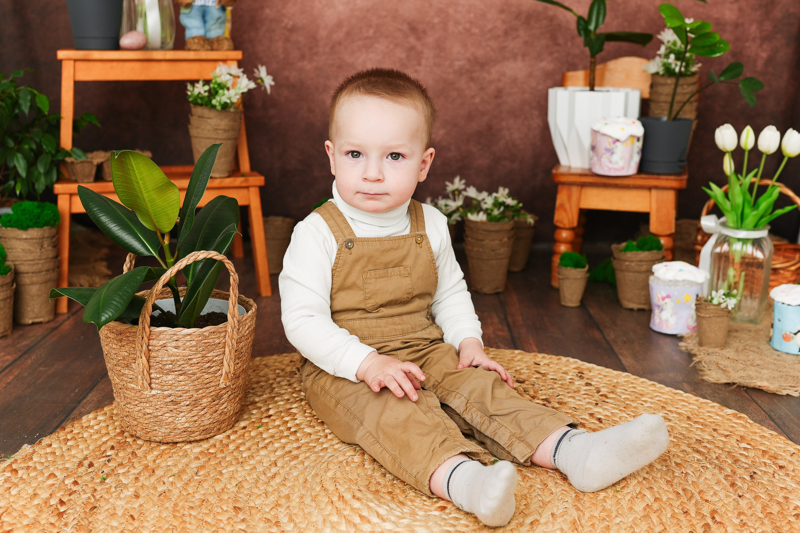 Маленький садовод. Фотограф новорожденных и детский фотограф в Екатеринбурге Ксени