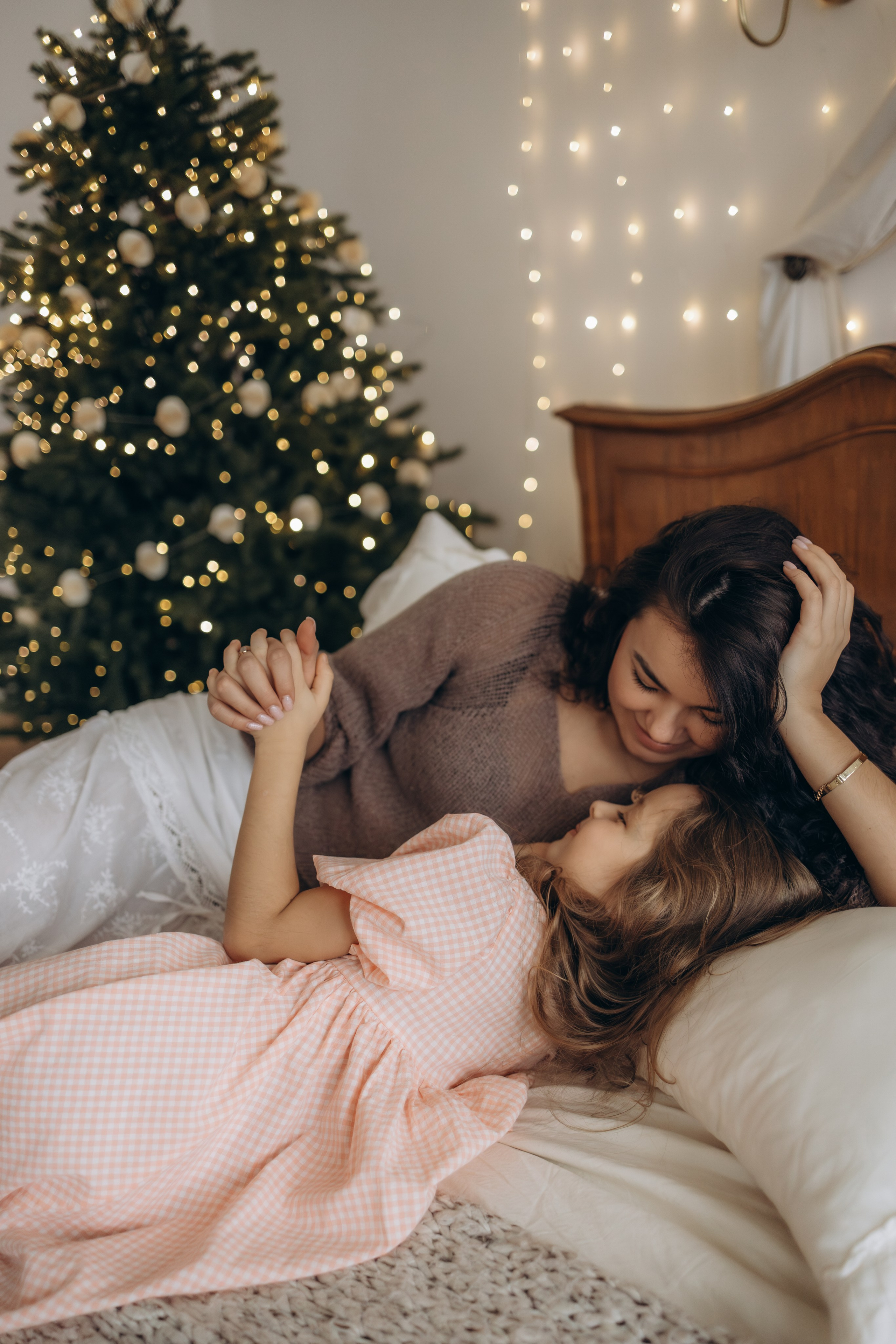 Мамочка и доченька в студии, г. Обнинск (Калужская обл.). Надежда Стар семейный и церковный фотограф в Жукове и Калужской области