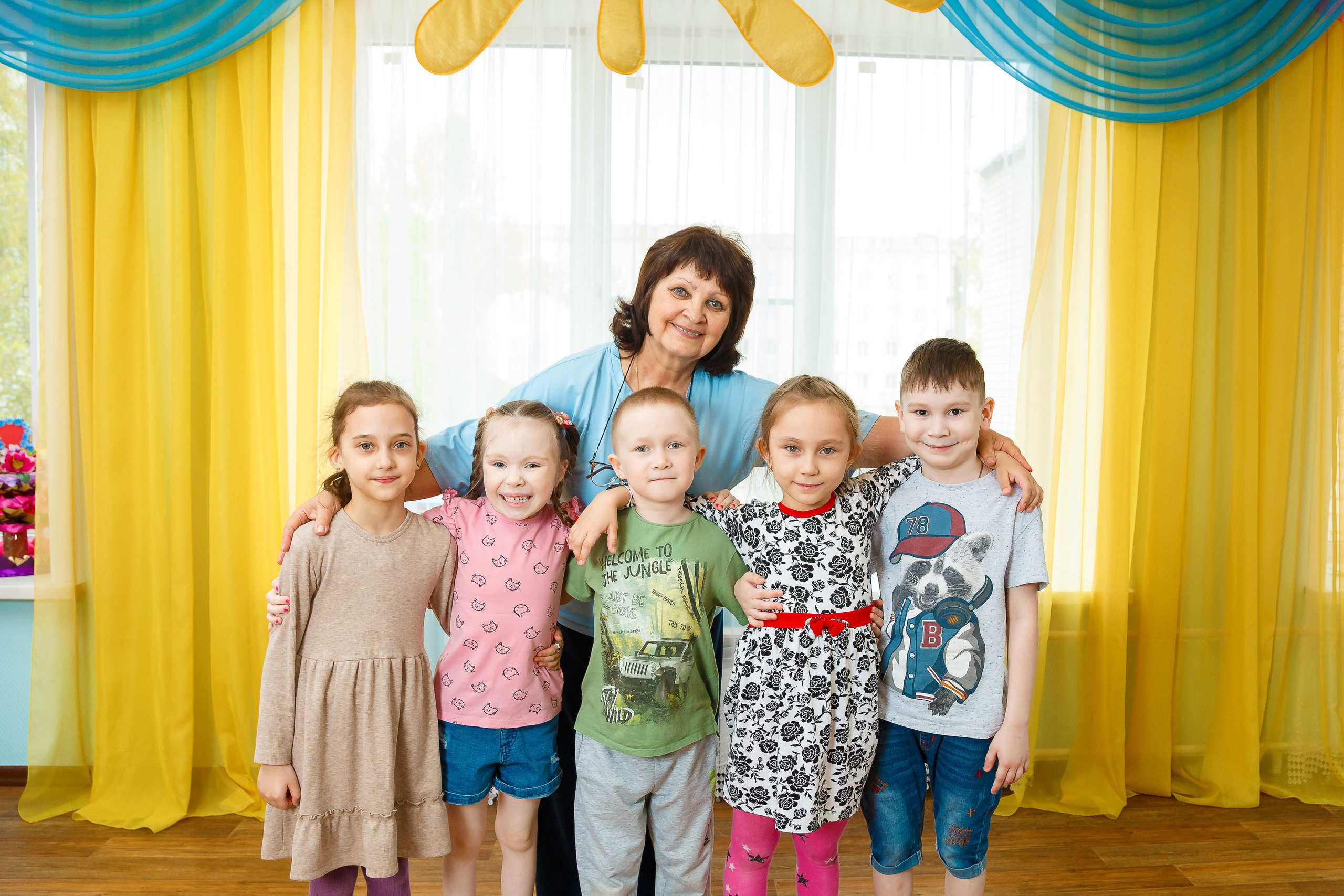 В детском саду. ВЫПУСКНЫЕ АЛЬБОМЫ | Йошкар-Ола | Детский сад, школа