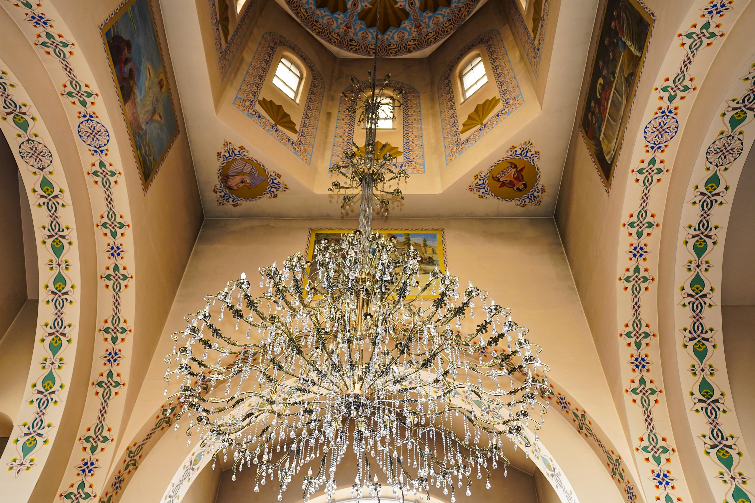 Обряд венчания в Армянской церкви. Фотограф Новороссийск | Геленджик и ЮФО Эльвина Ясинская