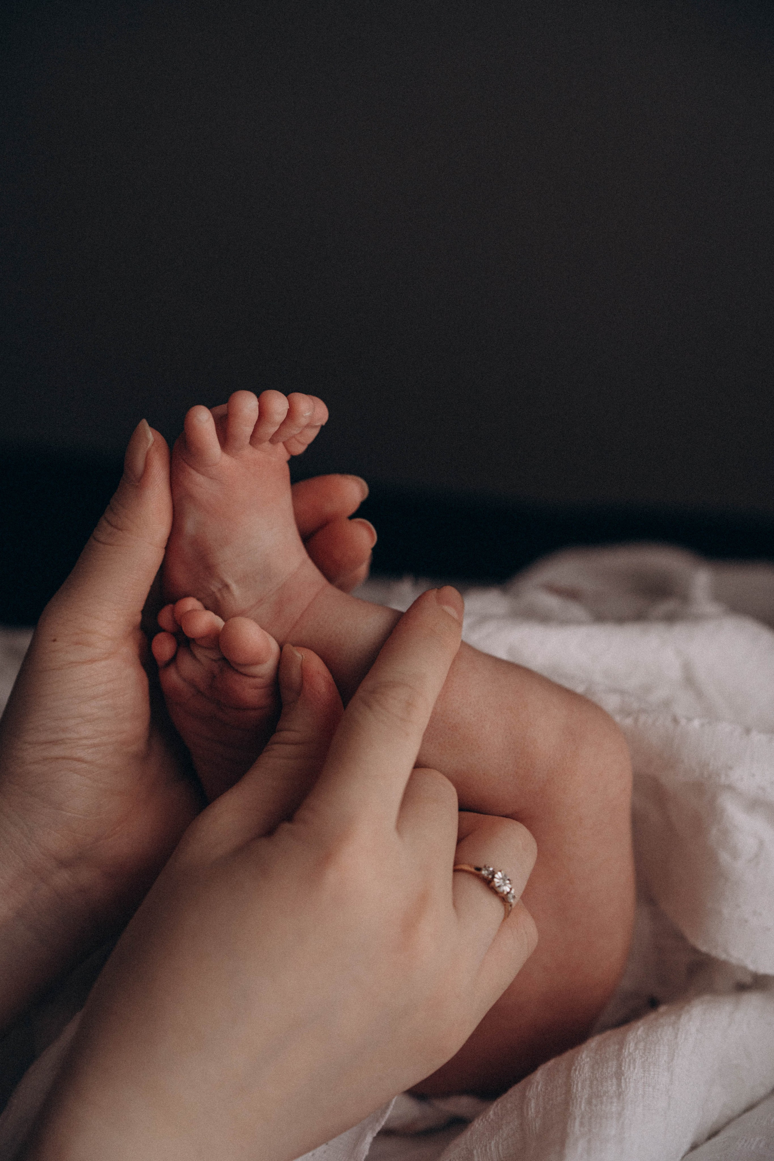 Рустам Айнаш Амир (newborn). Надежда Виховская — семейный фотограф в Астане