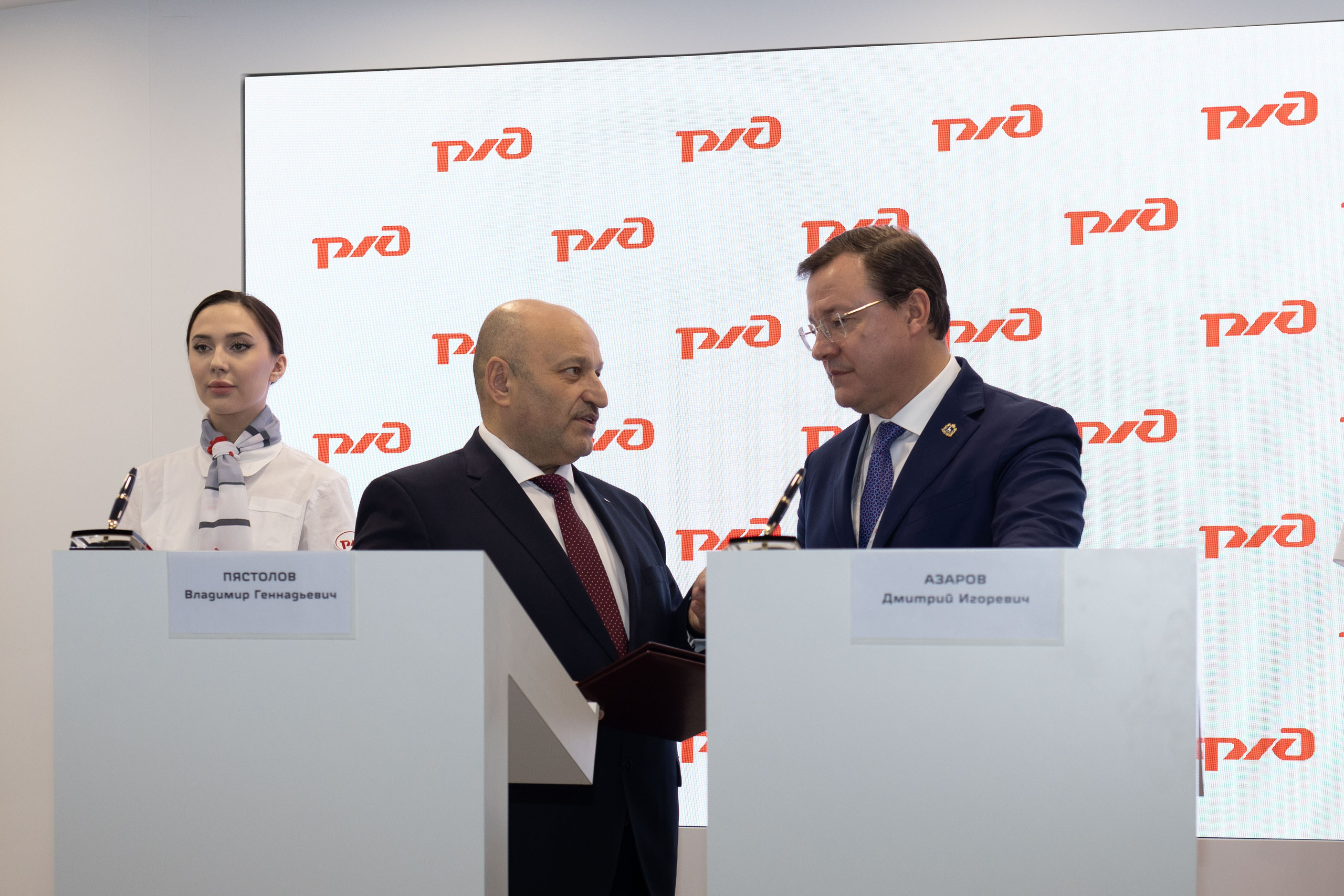 «Транспортная неделя». Свадебный фотограф Александра Попова