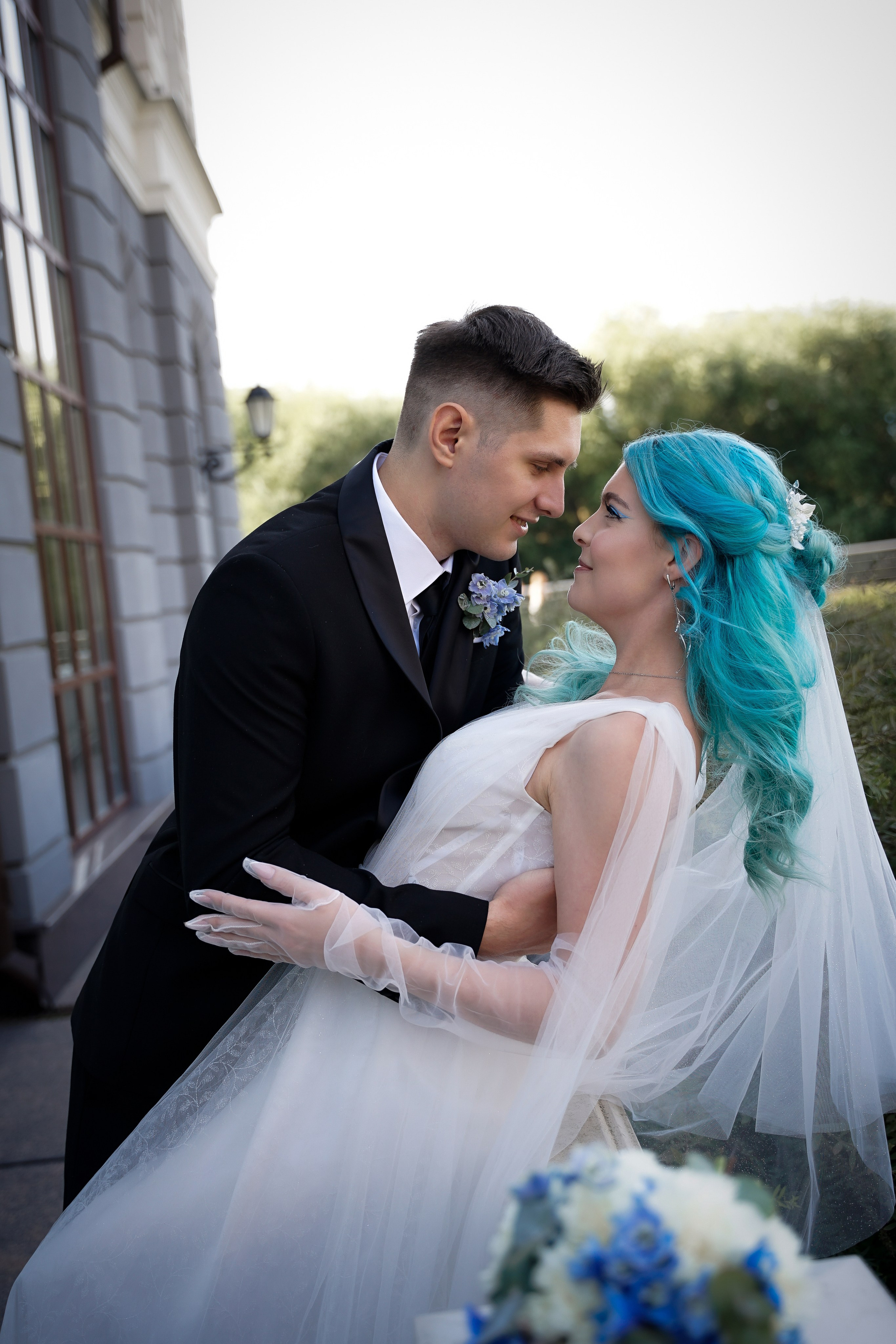 Свадебная прогулка в парке Екатеринбурга