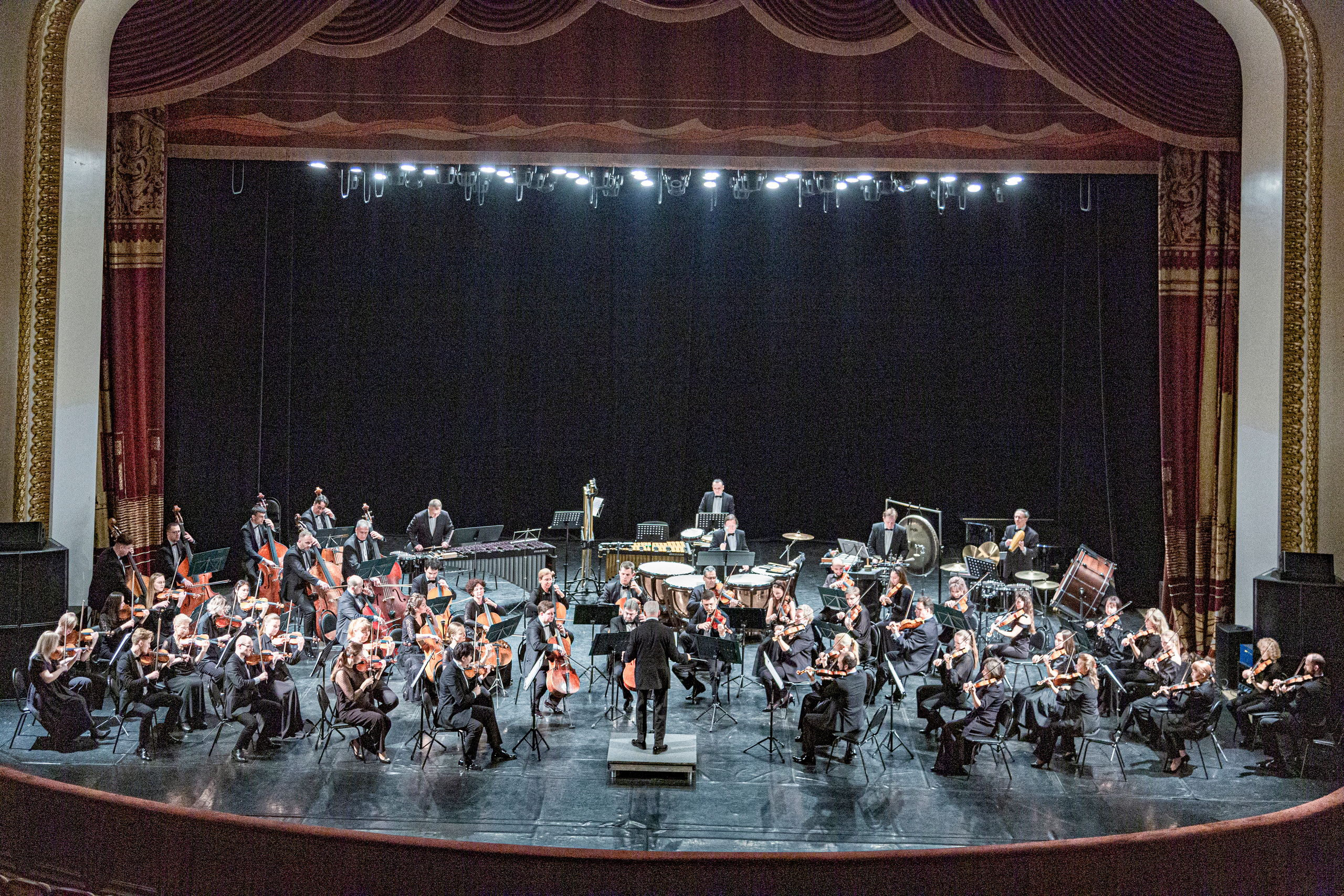 Концерт в Зимнем театре Национального филармонического оркестра России. Фотограф в Сочи Юрий Шептаев