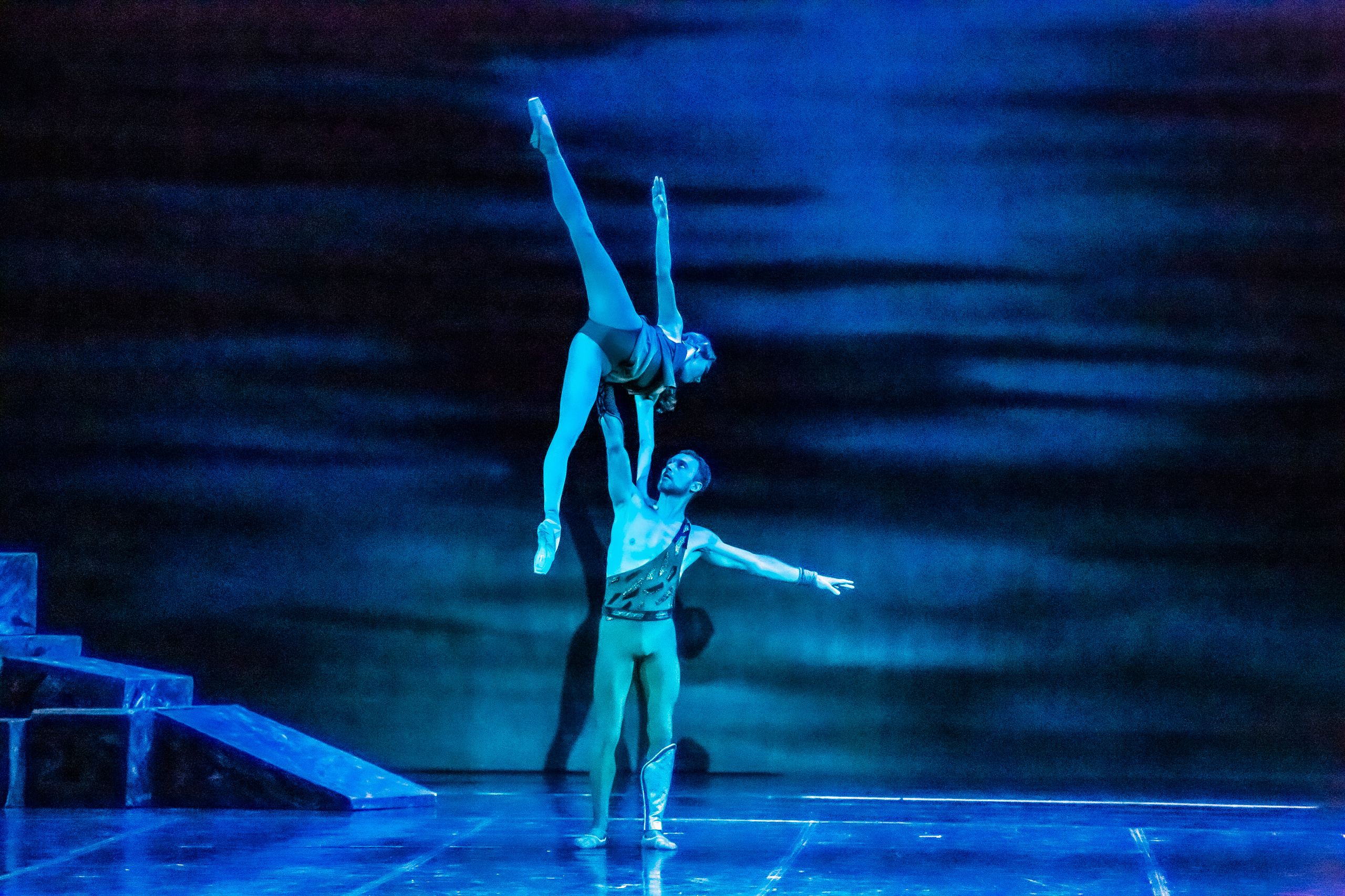 Балет Юрия Григоровича «Спартак» на сцене Зимнего театра г. Сочи. Фотограф в Сочи Юрий Шептаев