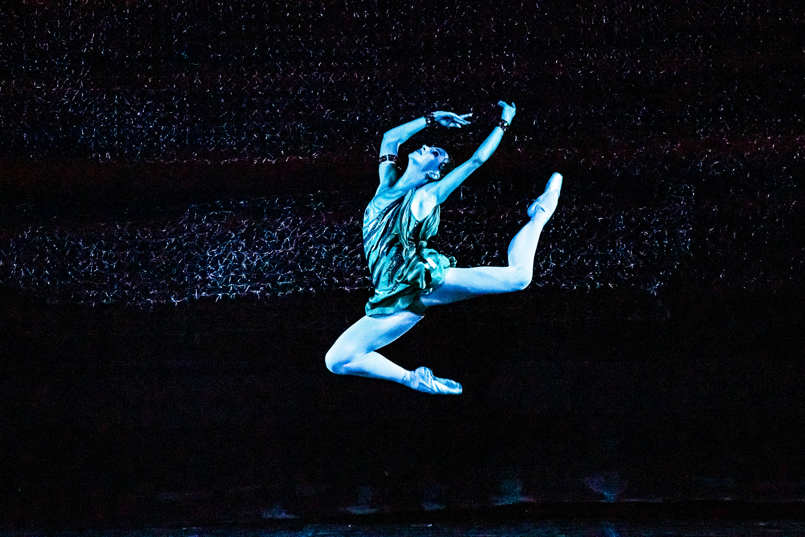 Балет Юрия Григоровича «Спартак» на сцене Зимнего театра г. Сочи. Фотограф в Сочи Юрий Шептаев