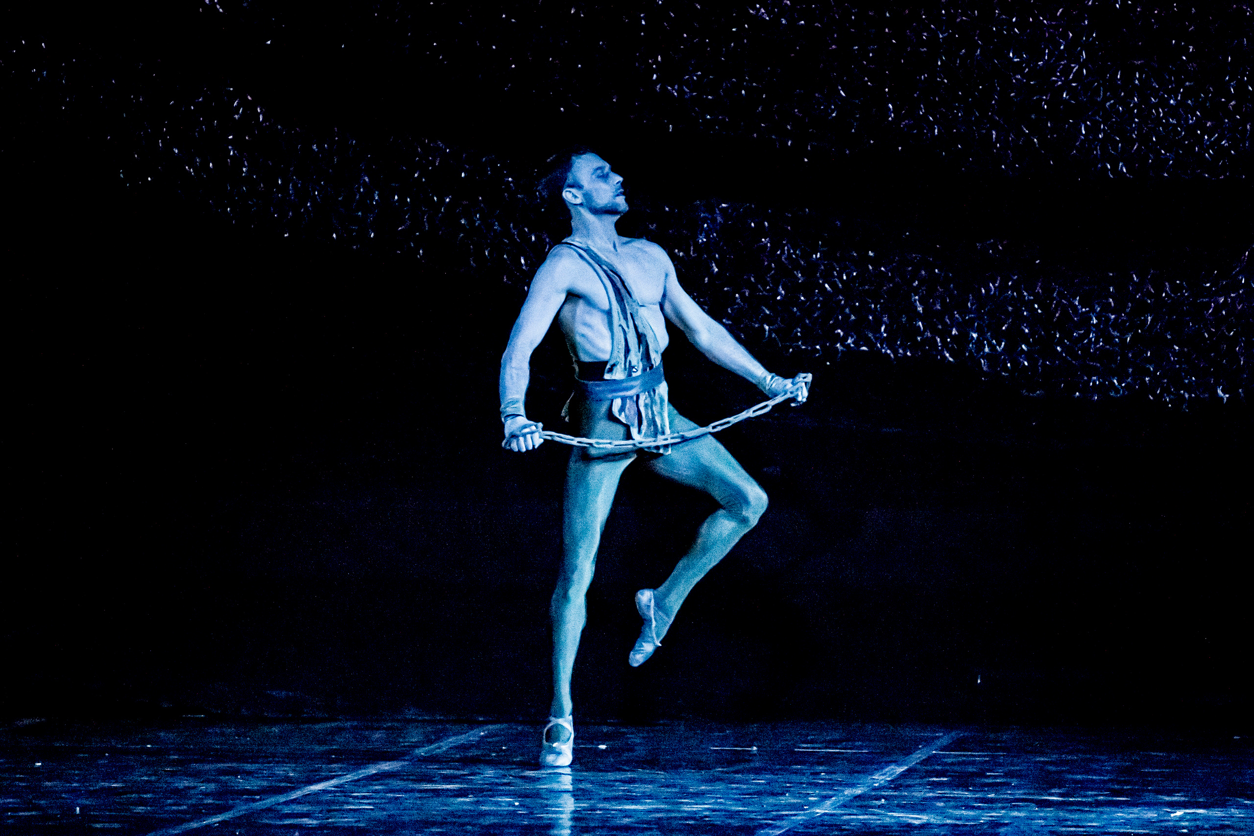 Балет Юрия Григоровича «Спартак» на сцене Зимнего театра г. Сочи. Фотограф в Сочи Юрий Шептаев