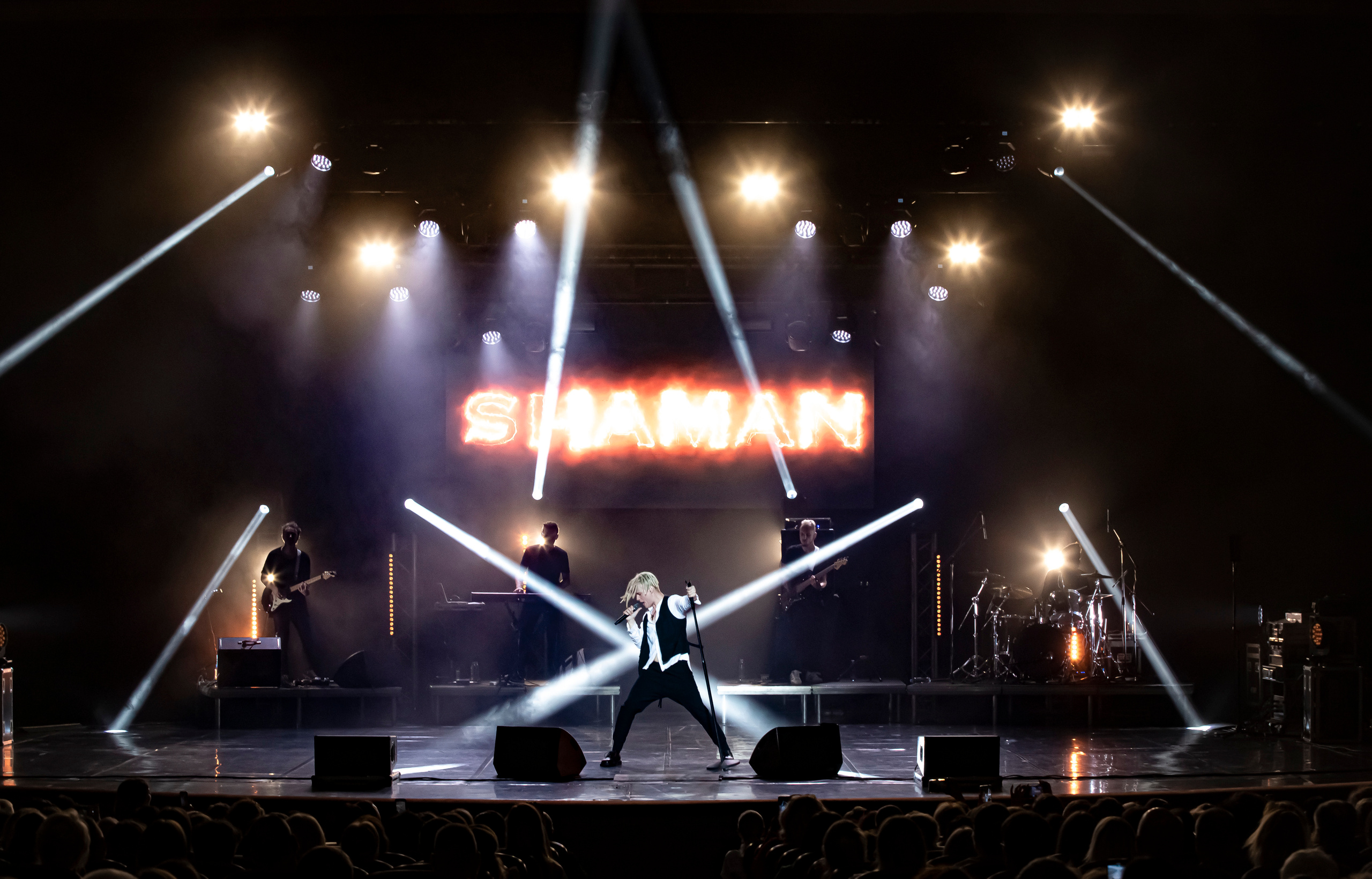 SHAMAN — 1 СОЛЬНИК В СОЧИ, ЗИМНИЙ ТЕАТР. Фотограф в Сочи Юрий Шептаев