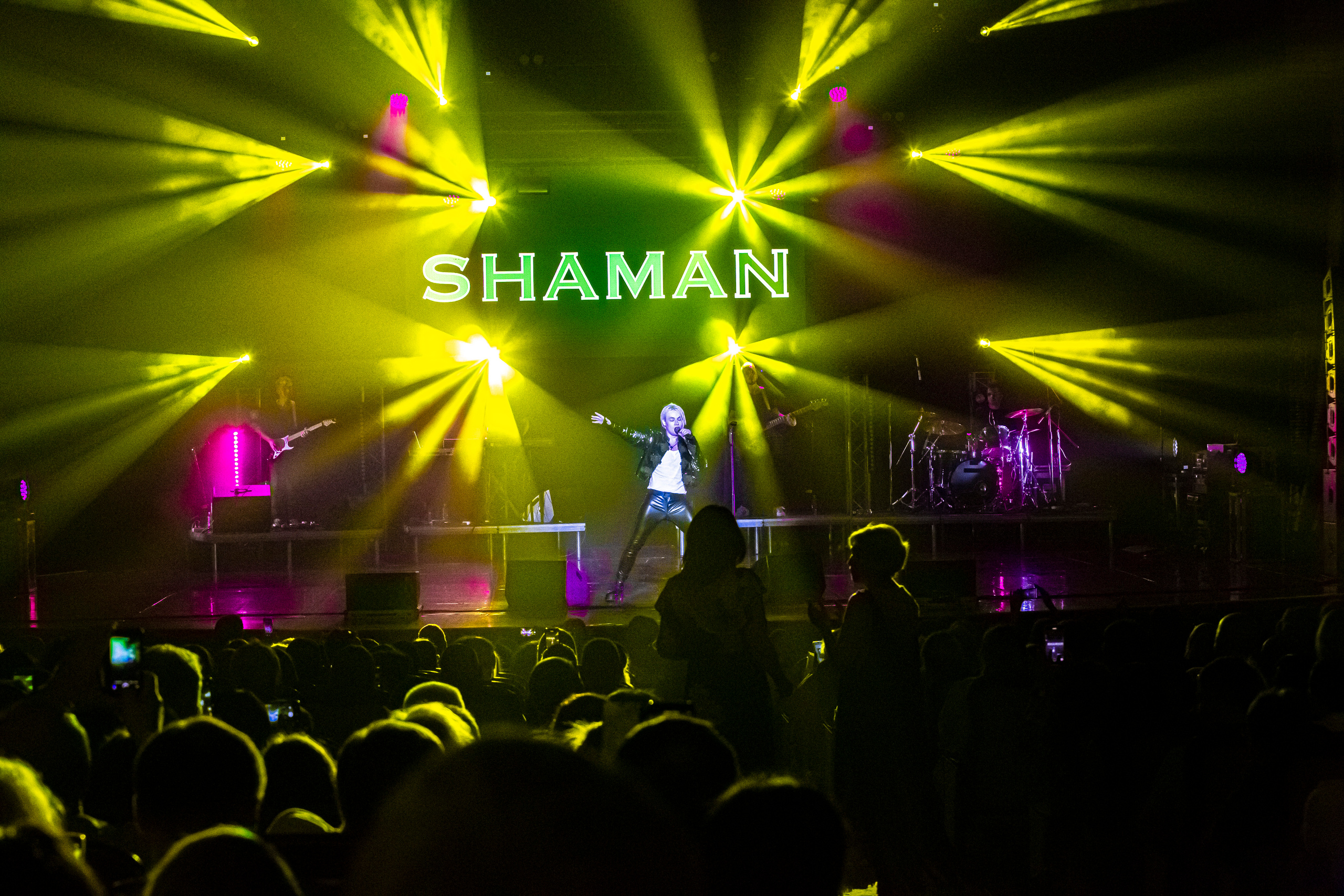 SHAMAN — 1 СОЛЬНИК В СОЧИ, ЗИМНИЙ ТЕАТР. Фотограф в Сочи Юрий Шептаев