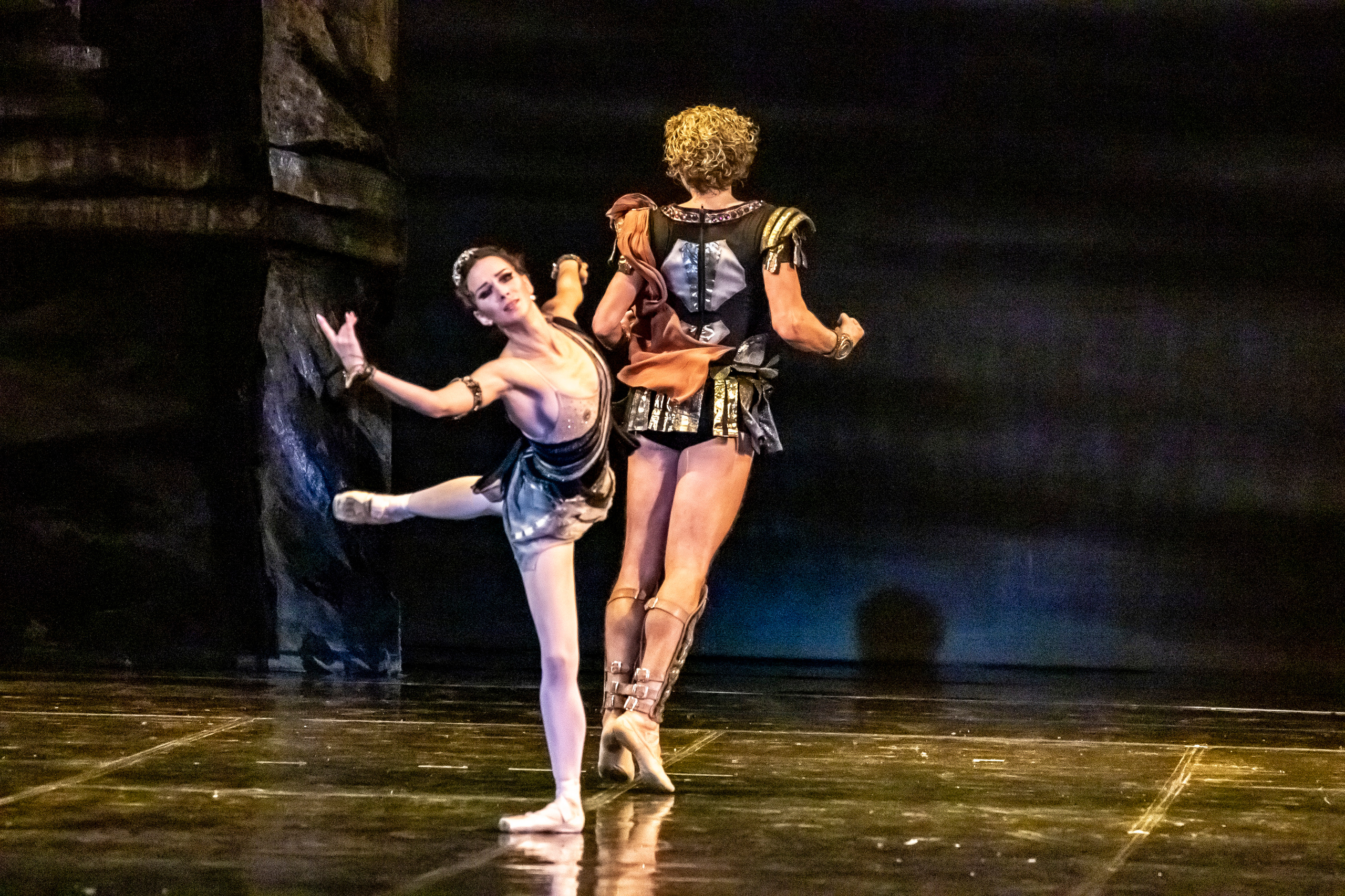 Балет Юрия Григоровича «Спартак» на сцене Зимнего театра г. Сочи. Фотограф в Сочи Юрий Шептаев