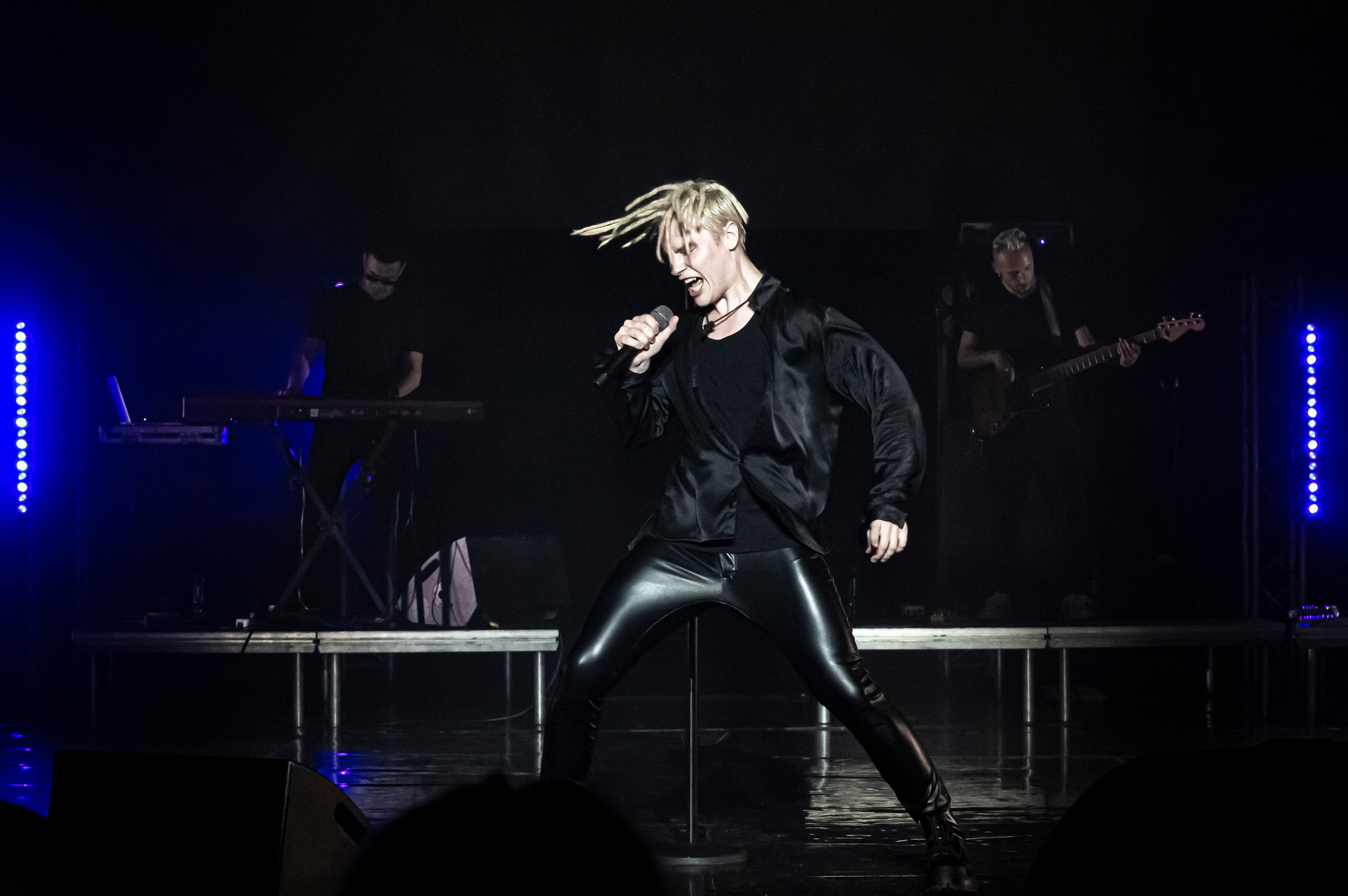 SHAMAN — 1 СОЛЬНИК В СОЧИ, ЗИМНИЙ ТЕАТР. Фотограф в Сочи Юрий Шептаев