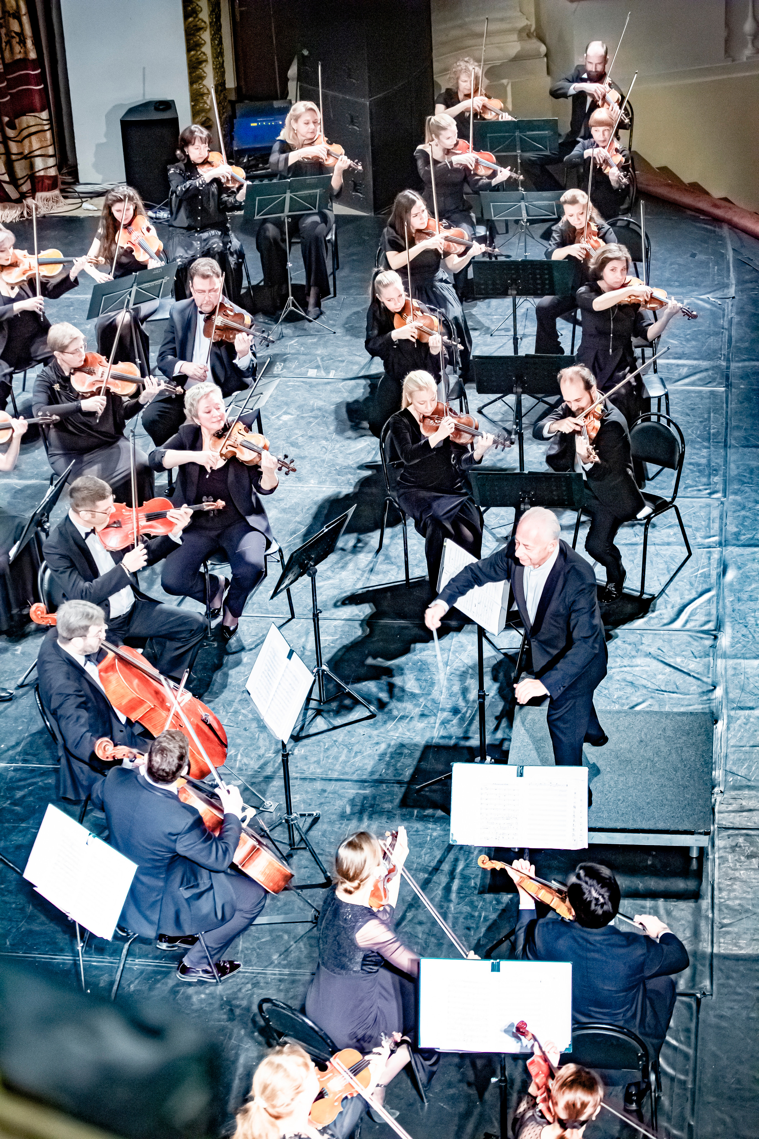 Концерт в Зимнем театре Национального филармонического оркестра России. Фотограф в Сочи Юрий Шептаев