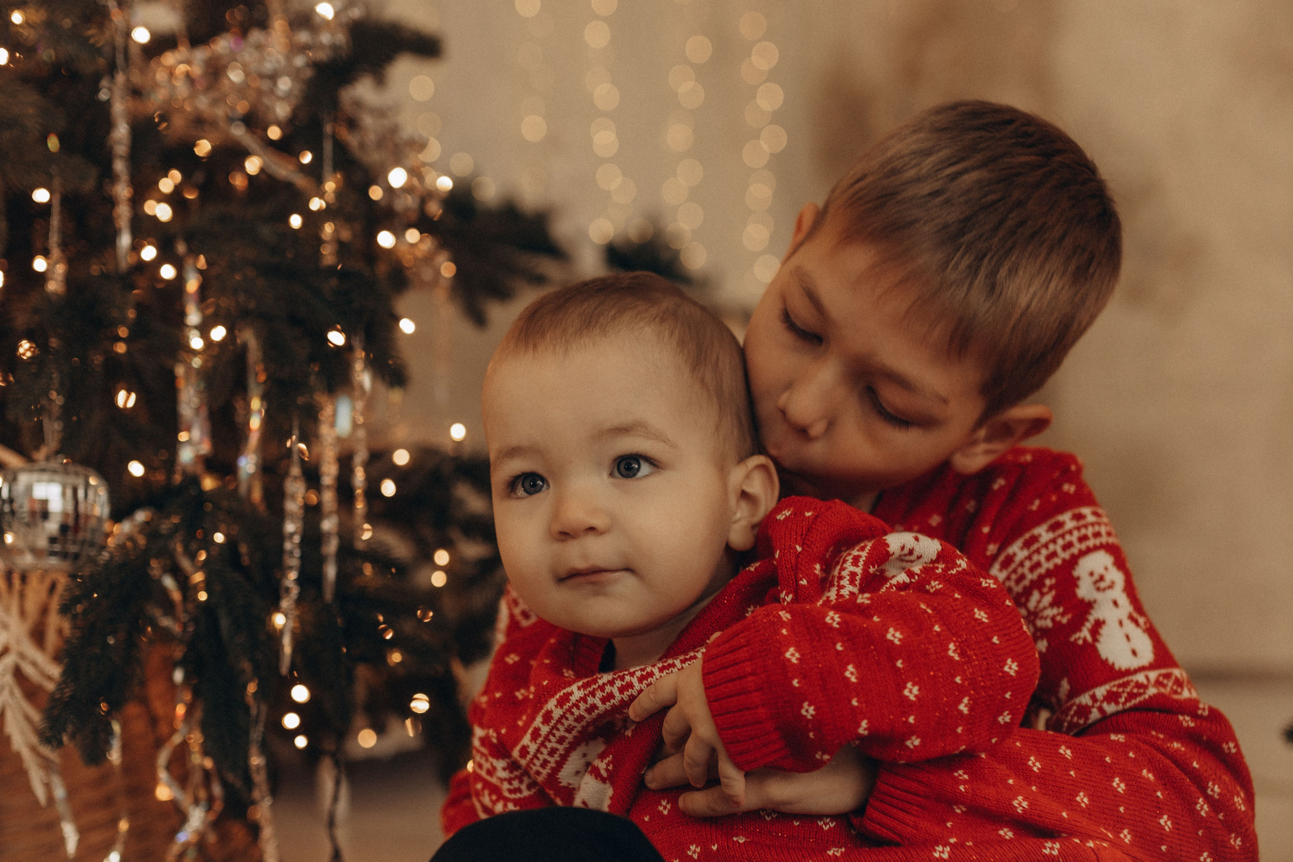 Яркий новый год мама и 2 сыночка. Фотограф в Ставрополе Svetlana Matveeva