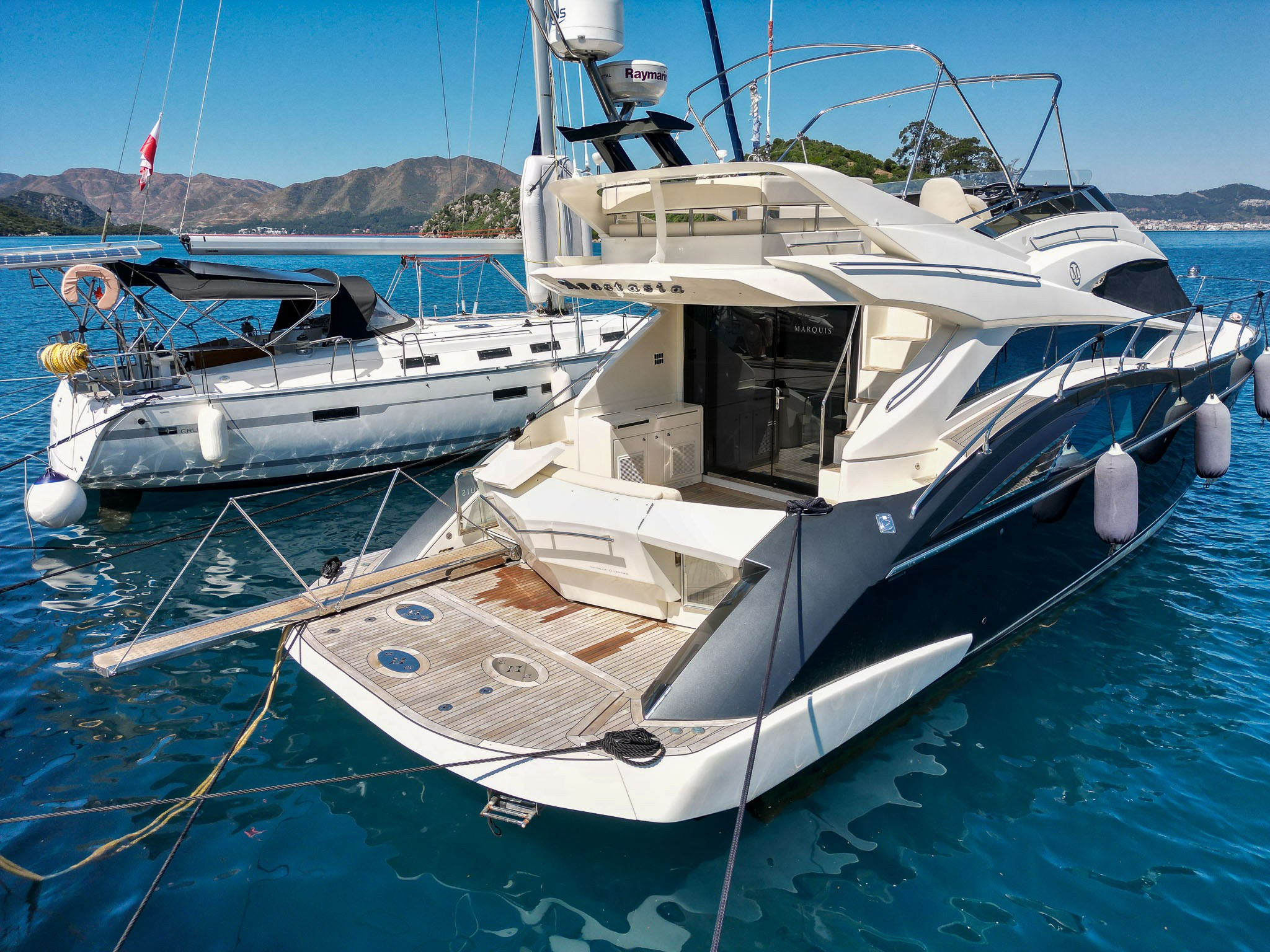 Marquis 500 SB. Яхтенный фотограф в Санкт-Петербурге Алексей Глухов