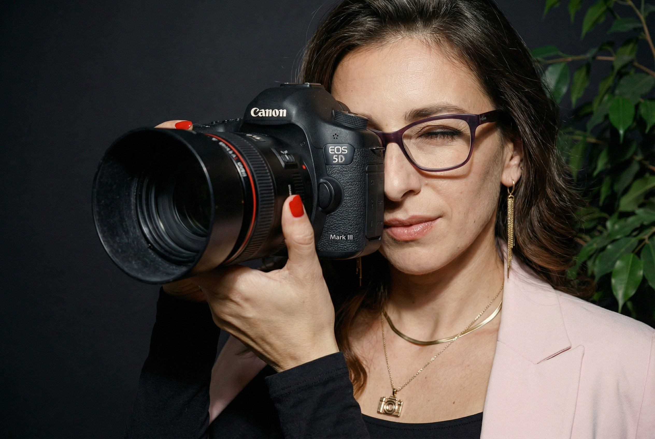 Бизнес портреты. Шаблоны и дизайны выпускных альбомов и фотокниг