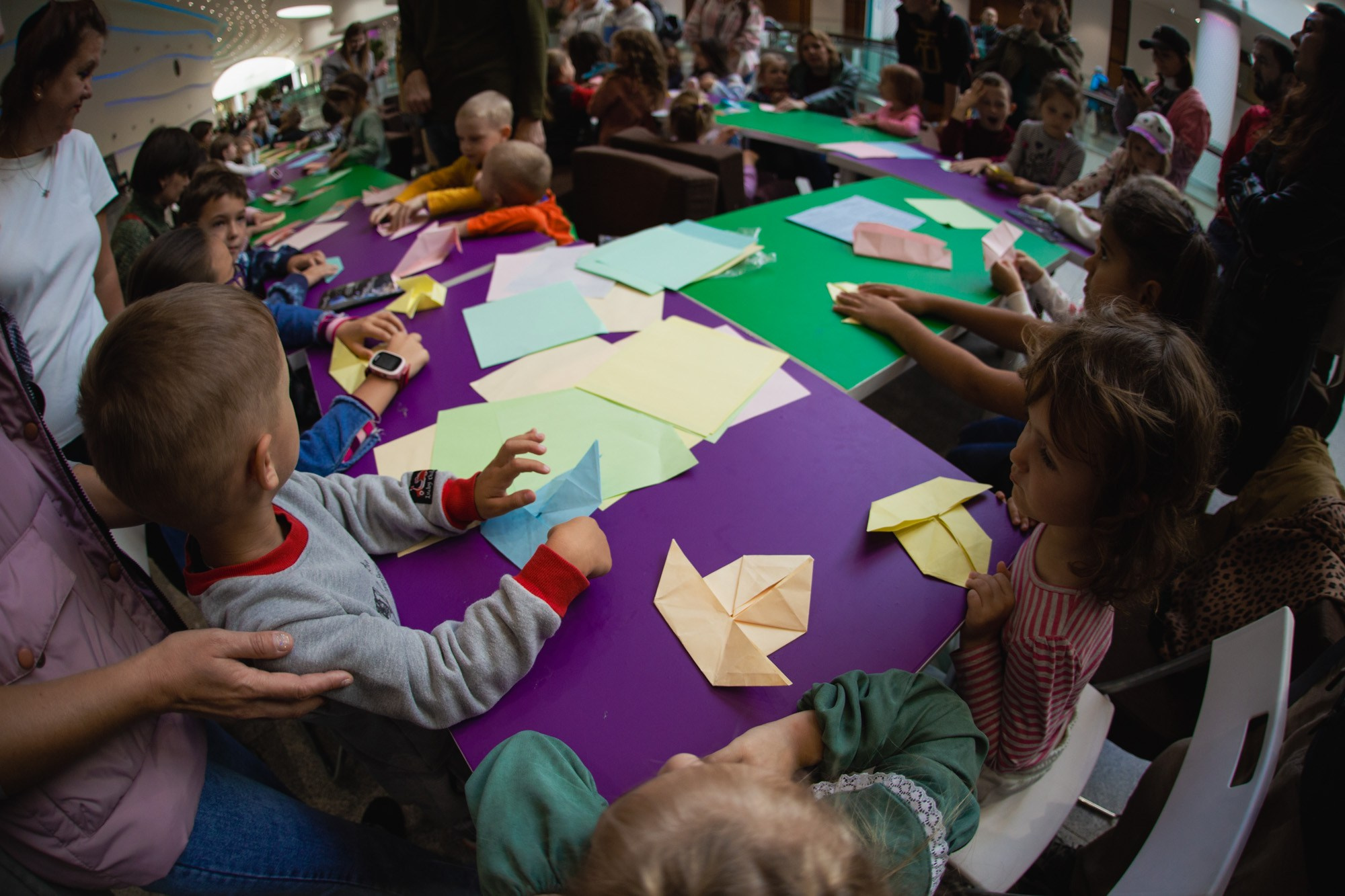 Сказка в ТЦ Океания. Репортажный и концертный фотограф в Москве Анастасия Осень
