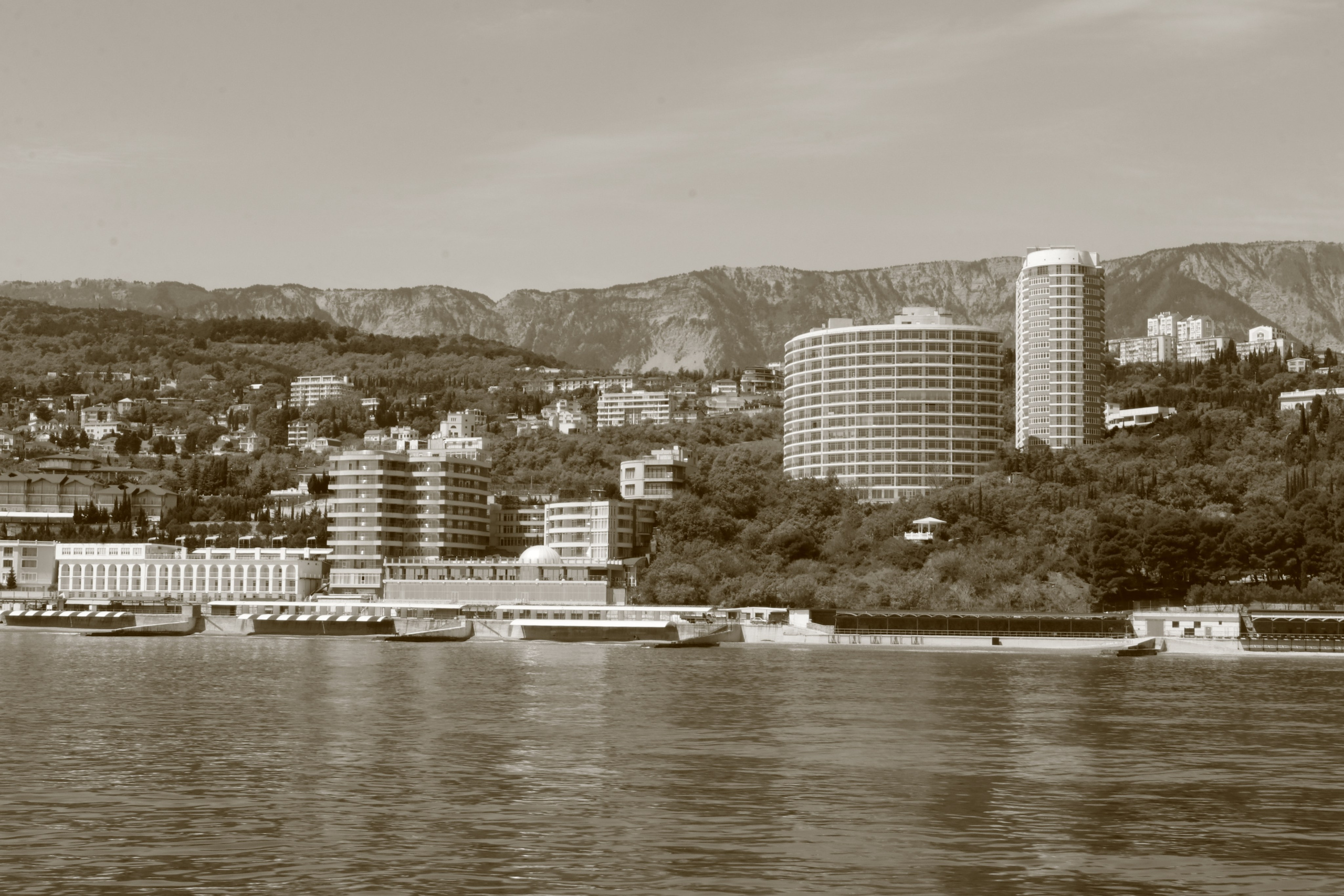 Крым. ЮБК (Севастополь, Кастрополь, Ялта). Май 2023. Путешественник-фотограф из Санкт-Петербурга Татьяна Свистулина