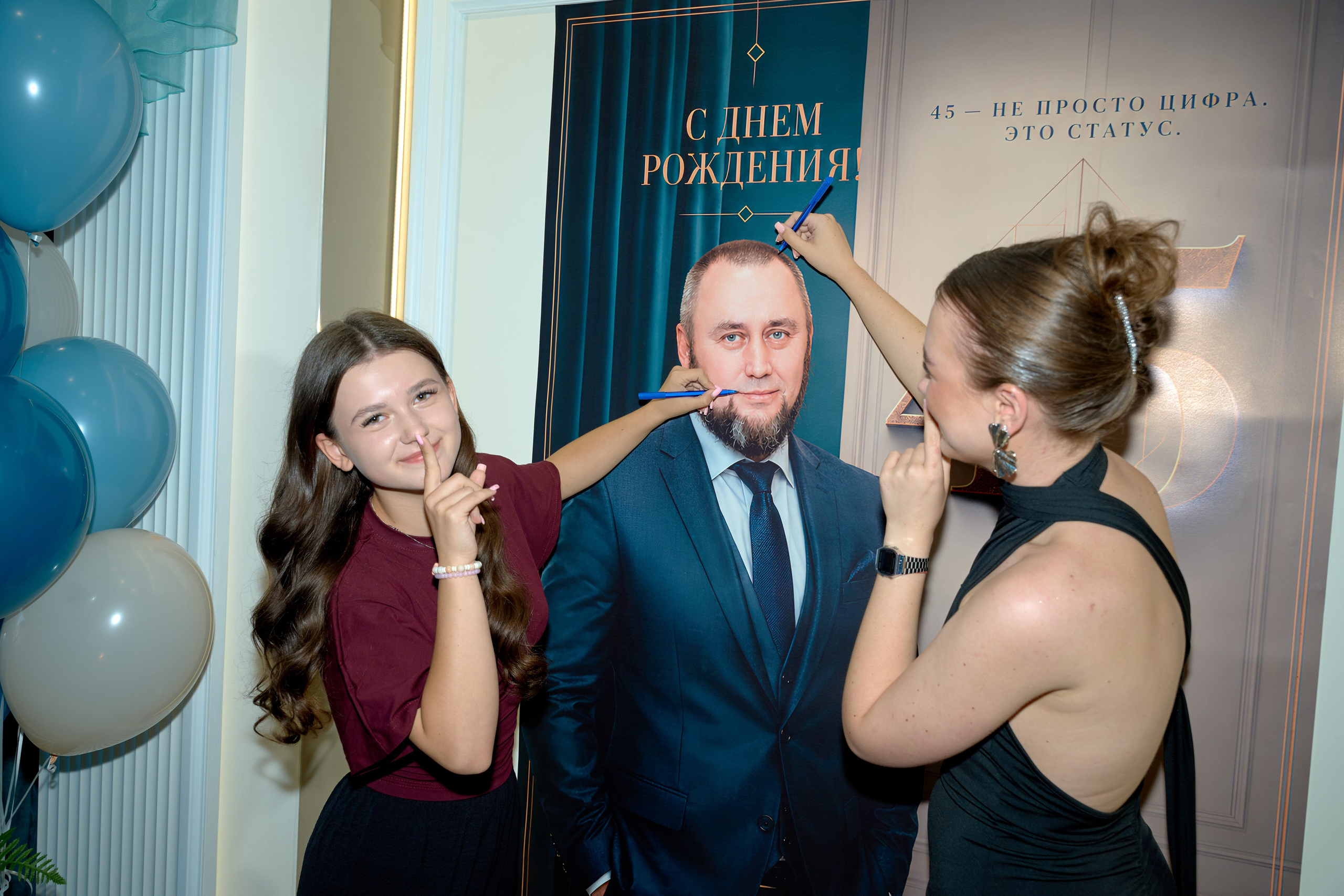 Юбилей Владимира. Предметный фотограф Элеонора Грин | Профессиональная фотосъемка товаров в Воронеже