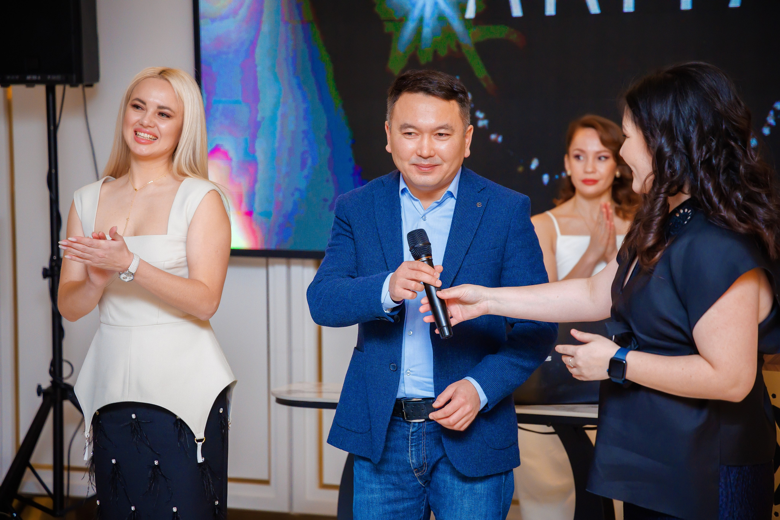 Мероприятие в заведении. Семейный и Свадебный фотограф в Астане Александр Астапов